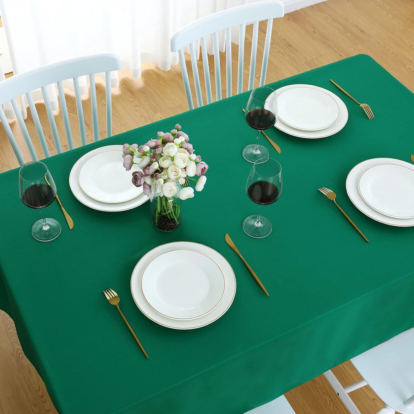 FOLINS&HOME Green Rectangle Tablecloth Wrinkle Free Waterproof Polyester Table Cloths, Spillproof Heavy Duty and Washable Table Cover for Party, Banquet, Indoor & Outdoor - Square/Oblong 60 x 60 inch