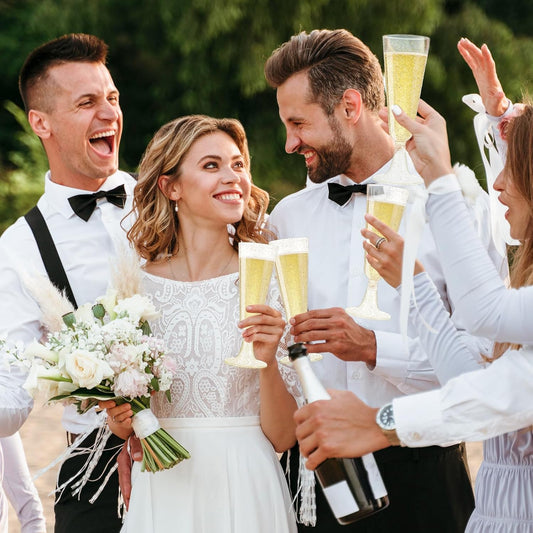 SUREHOME Plastic Champagne Flutes Disposable Champagne Glasses 20 Pack 5 Oz Clear Plastic Mimosa Glasses Acrylic Wedding Toasting Cups for New Years Eve Party Supplies 2026 Christmas Bar Cocktail Cups