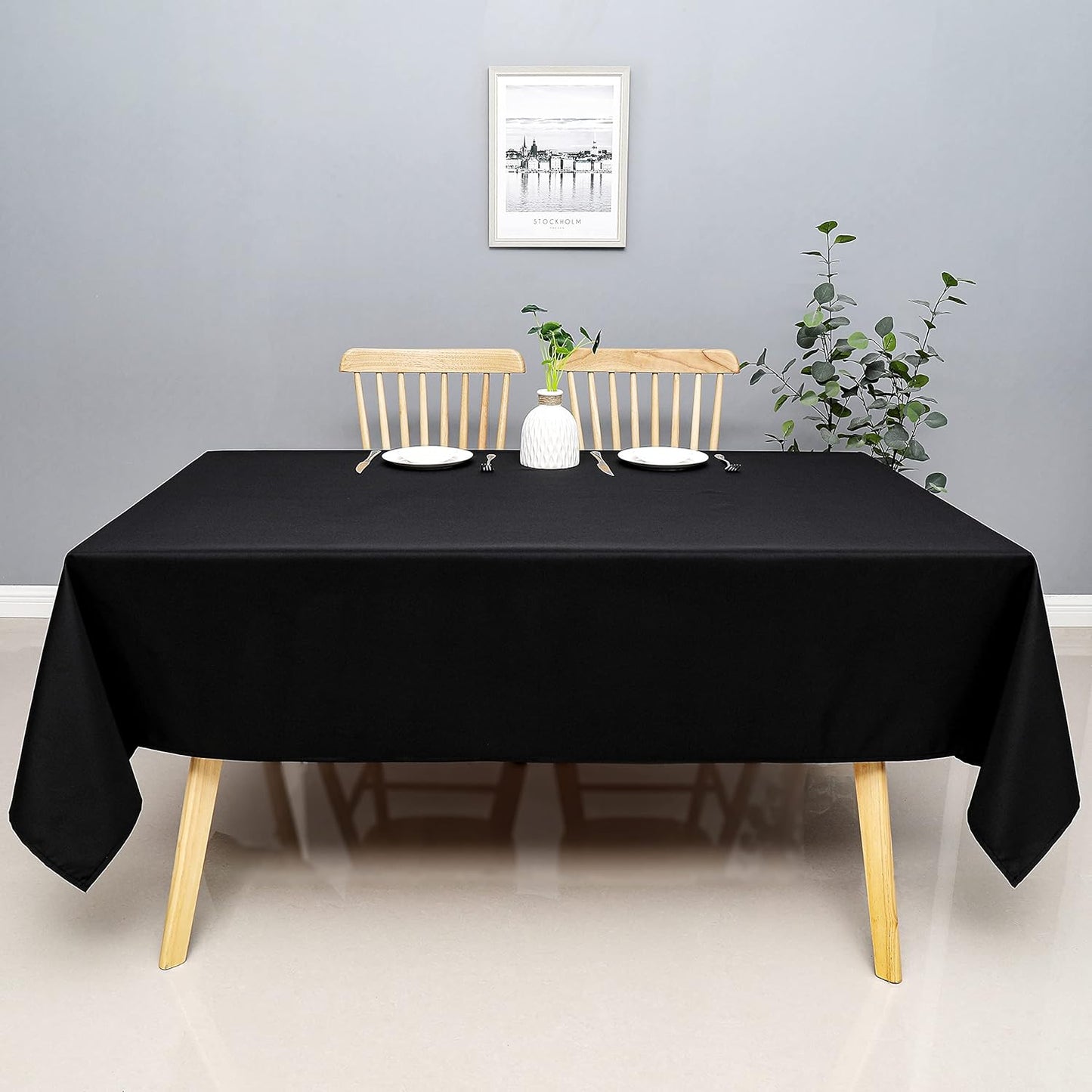 Wewoch Black Rectangle Tablecloth Water Resistant Washable Polyester Table Cloth for Dining,Kitchen, Parties Weddings and Outdoor Use 60 Inch by 104 Inch