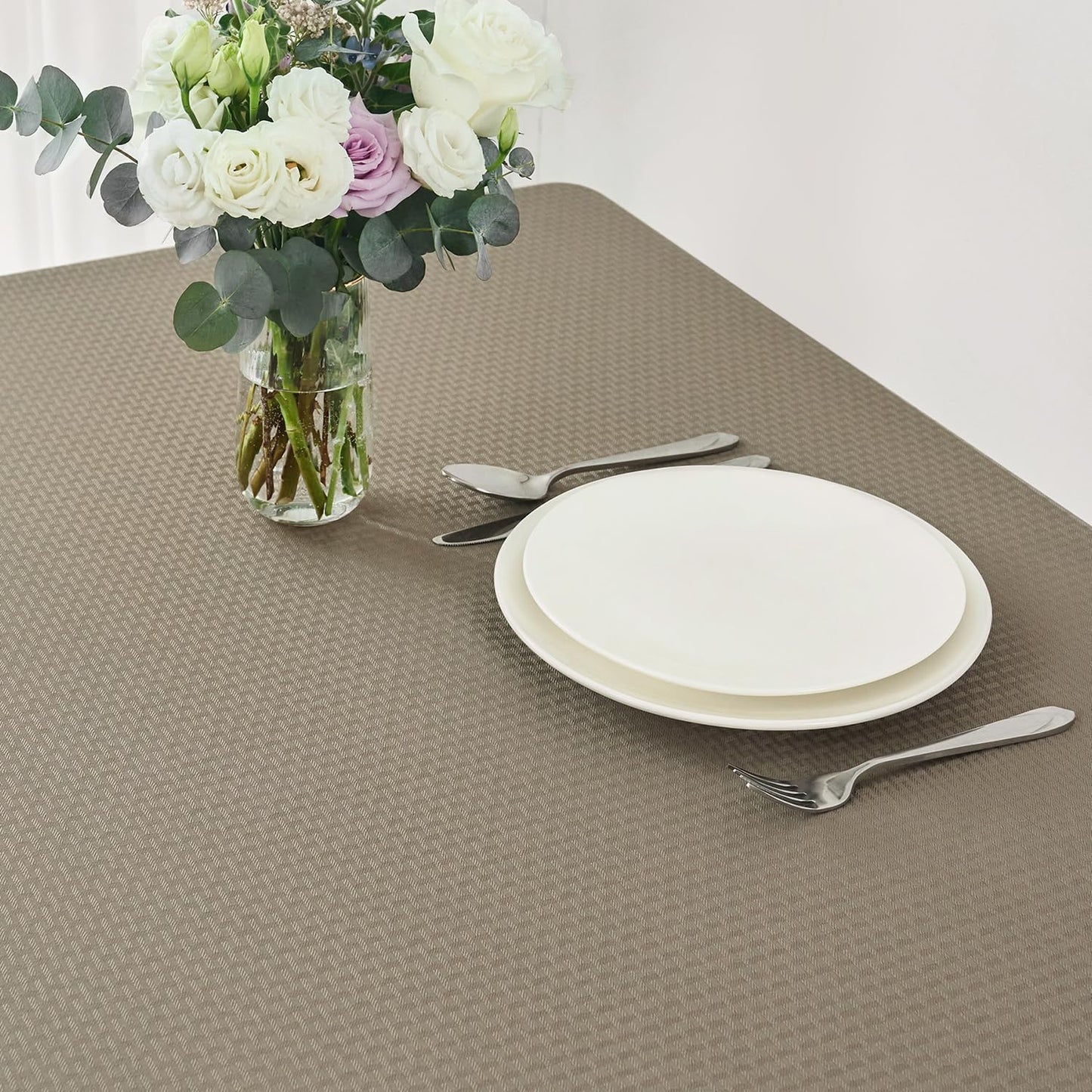 maxmill Weaved Texture Tablecloth Water Resistance Antiwrinkle Spillproof Soft Washable Table Cloth for Dining Room, Buffet Banquet Parties Holiday Dinner, Rectangular 60 x 108 Inch, Brown