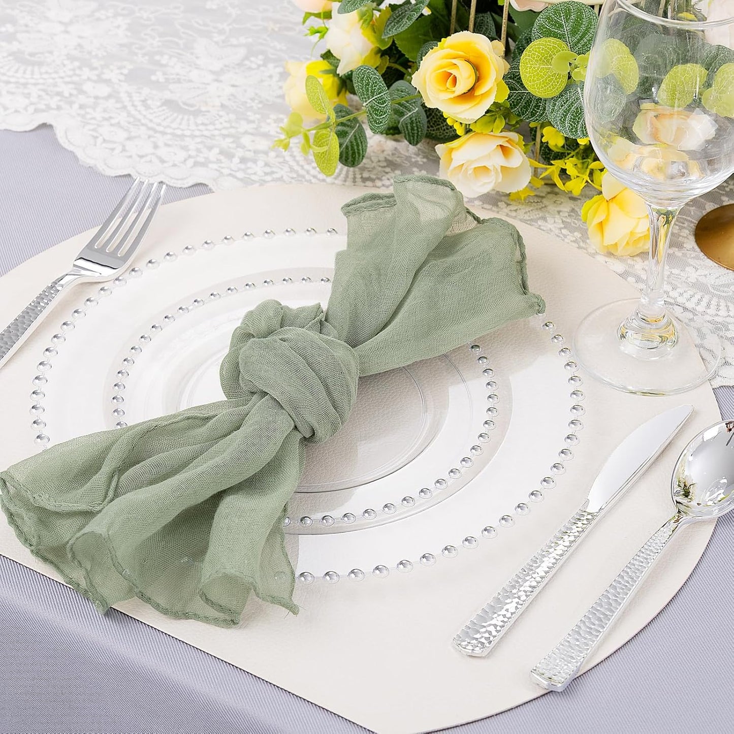 supernal 100PCS Clear Plastic Plates, Clear Plates with Silver Trim, Elegant Plastic Plate Include 50 Dinner Plate 10'' and 50 Dessert Appetizer Platos 7'' for Party, Wedding, Bridal Baptism