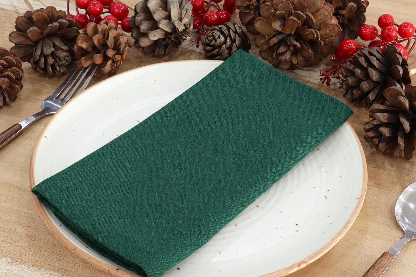PurpleEssences Set of 6 Cloth Dinner Napkins 100% Cotton 18x18 Inch - Soft Durable Washable - Ideal for Farmhouse Party Fall Thanksgiving - Perfect Everyday Use Table Linen - Forest Green