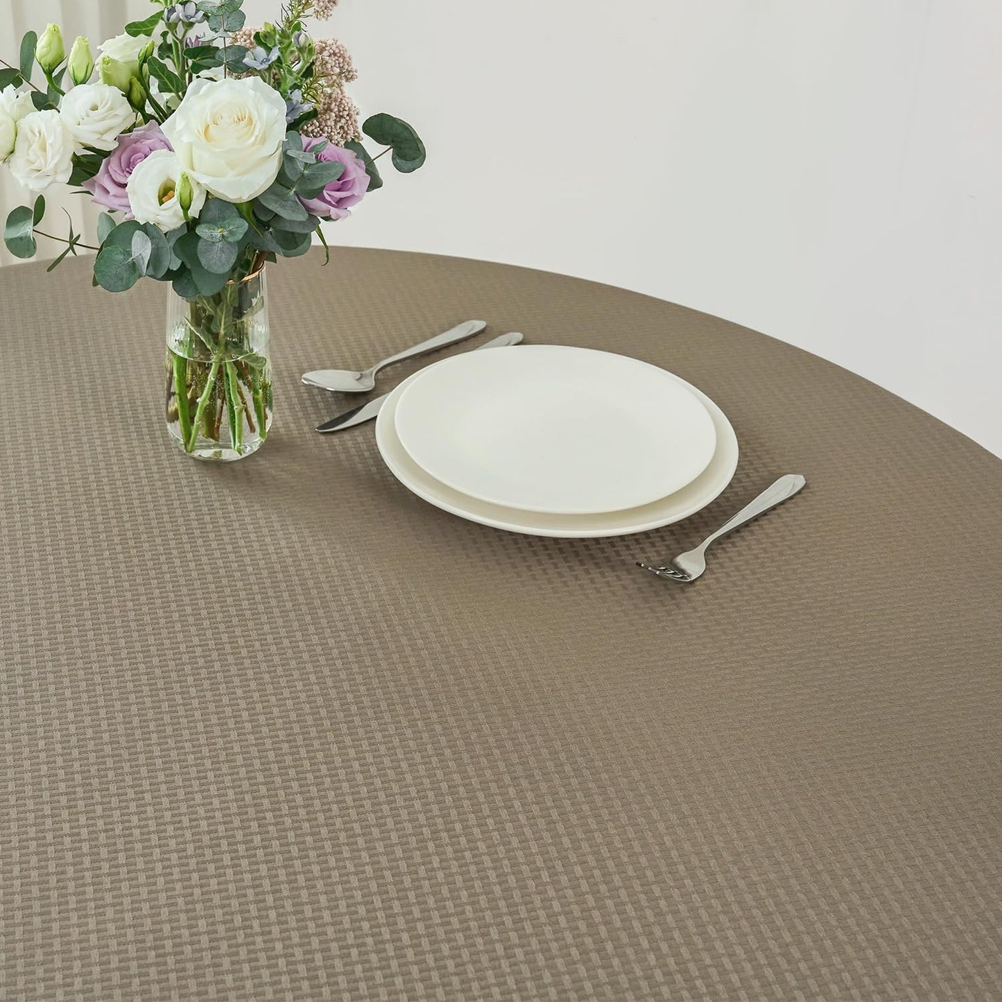 maxmill Round Weaved Texture Design Tablecloth Spill-Proof Wrinkle Free Soft Washable Table Cloth for Circular Table Cover, for Dining Room Buffet Banquet Parties Holiday Dinner, 70 Inch Brown