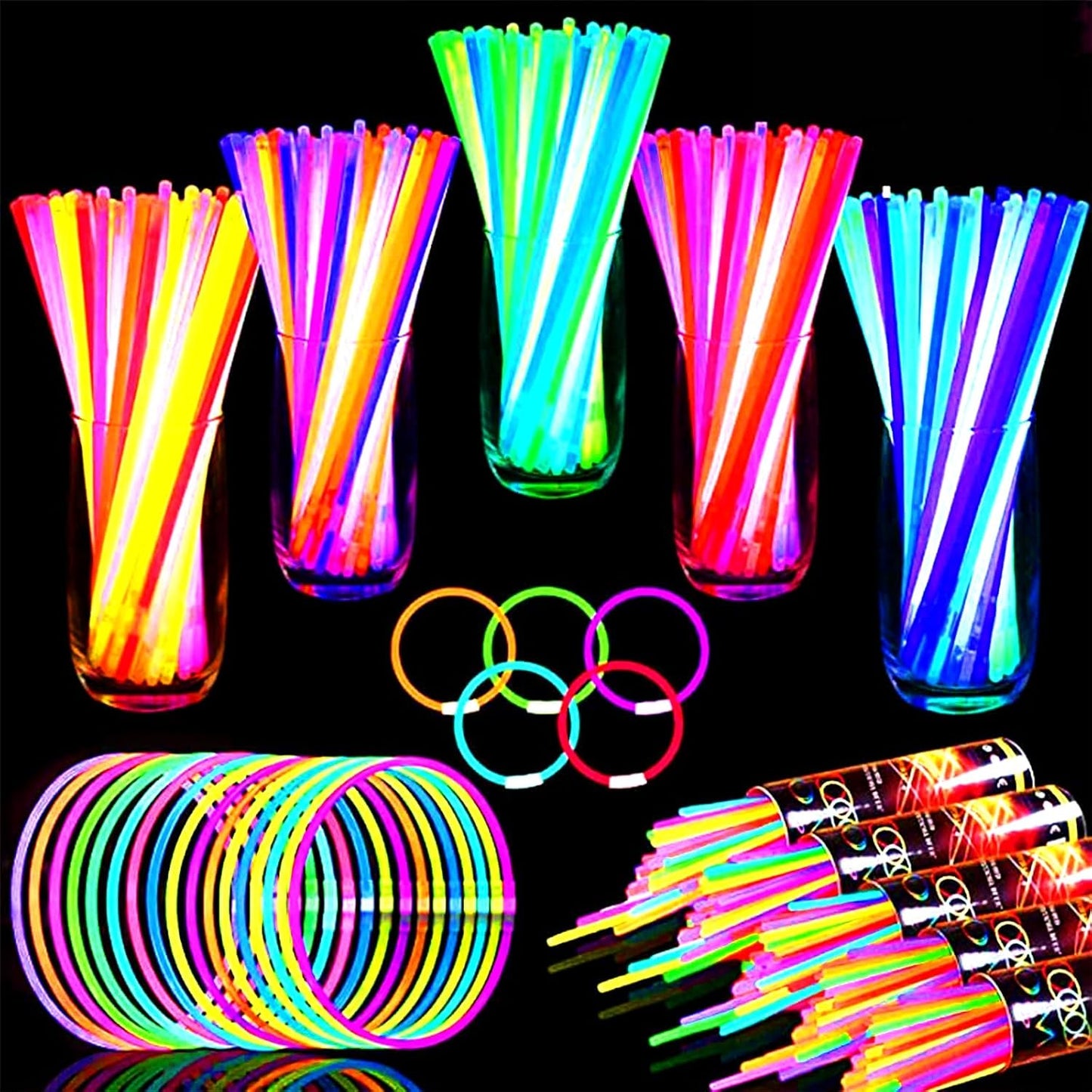 TURNMEON 500 Pack Ultra Bright New Year Eve Christmas Glow Sticks Bulk Party Pack Halloween Glow In The Dark Party Supplies Favors Glow Sticks Necklaces Bracelets with Connector 8" Glow stick Light Up