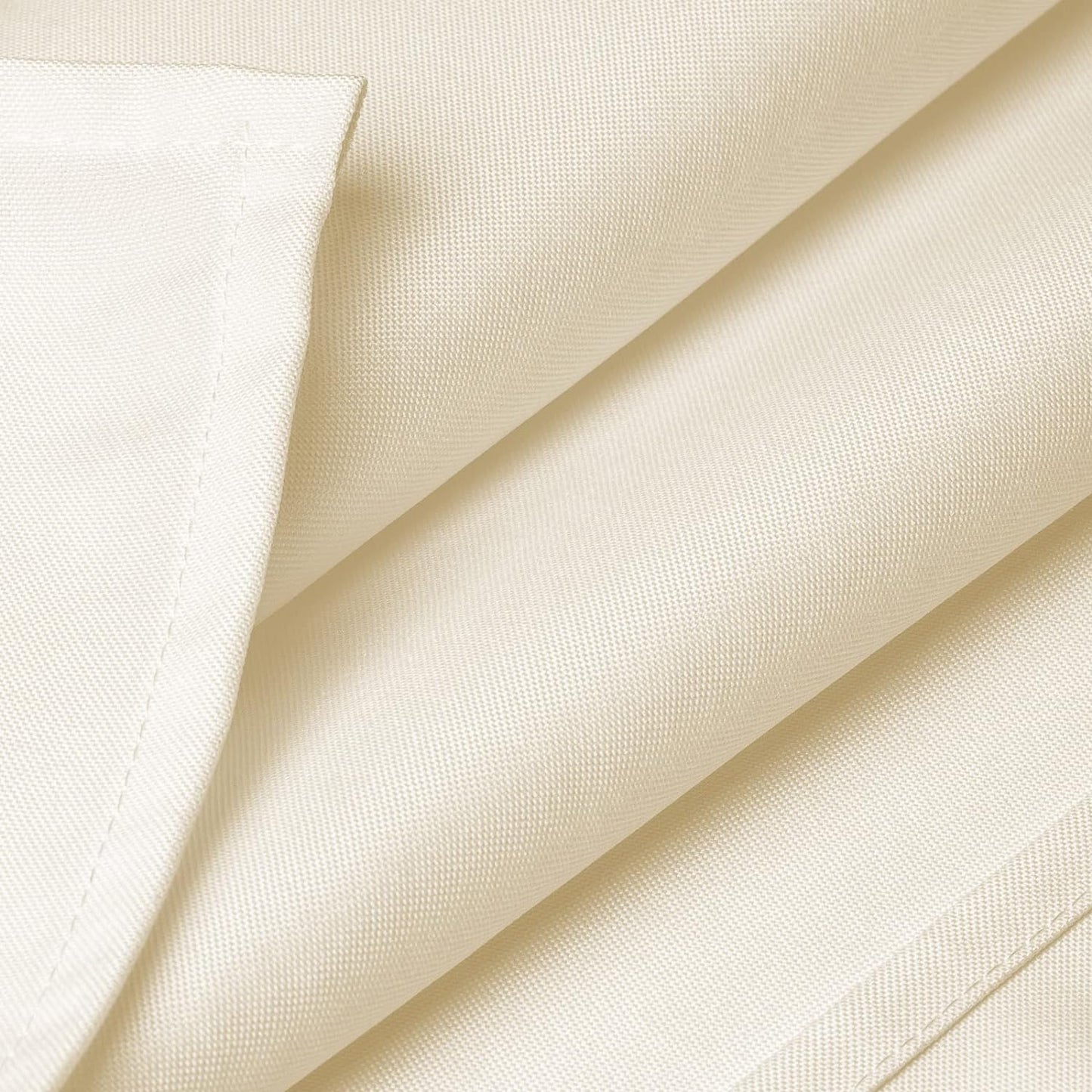 Lann's Linens - 70" x 120" Premium Tablecloth for Wedding/Banquet/Restaurant - Rectangular Polyester Fabric Table Cloth - Ivory