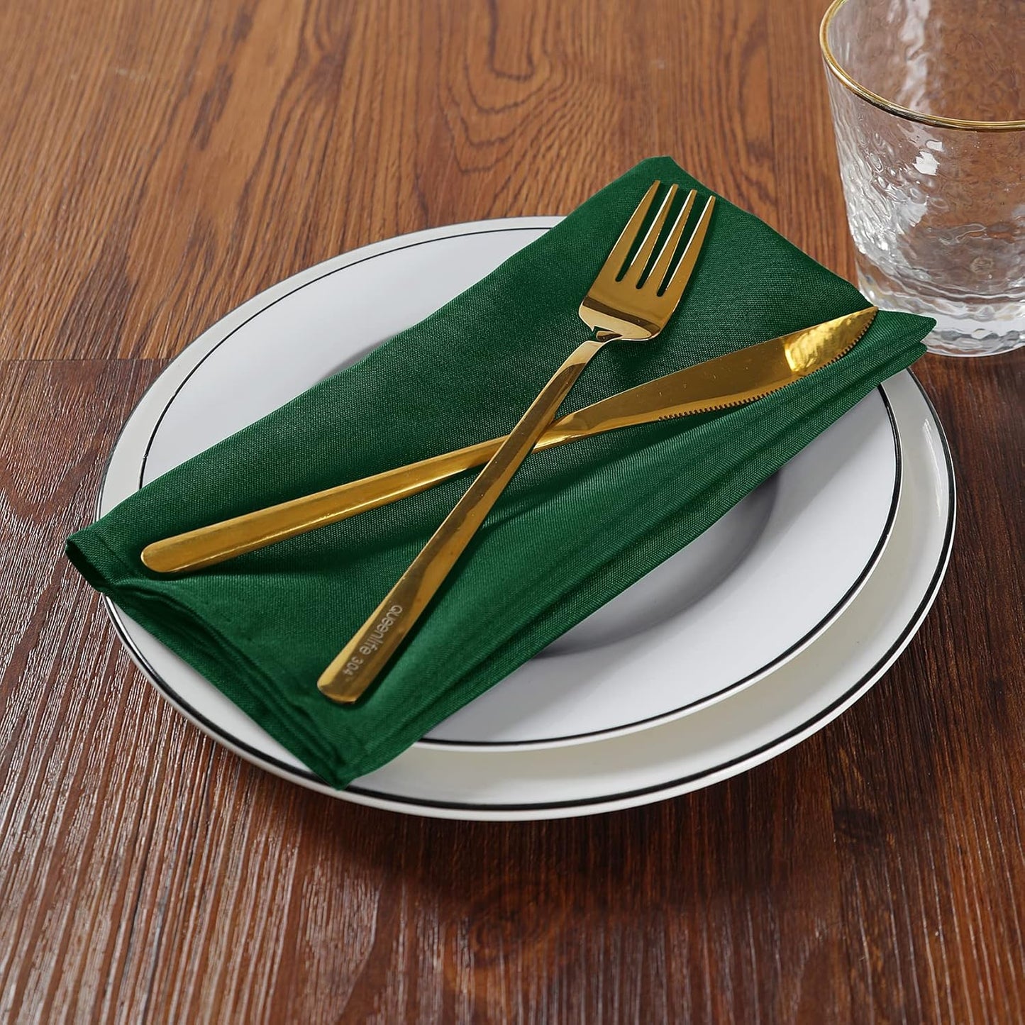 Cloth Napkins 20x20 inch Washable Polyester Dinner Napkins Soft Table Napkins for Wedding Party Dining Banquet(Hunter,25PCS)