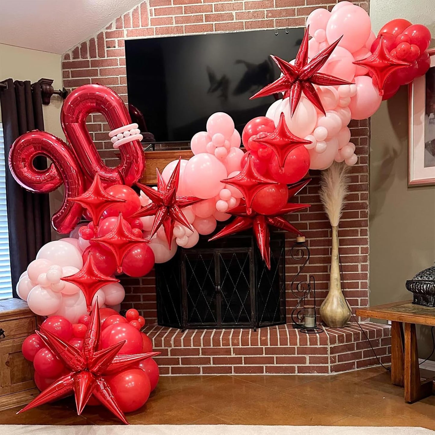 Red Star Balloons,6Pcs 22Inch Explosion Star Balloons and 10Pcs 10Inch Four Angle Balloon Kit for Christamas New Year Birthday Anniversary Party Decorations