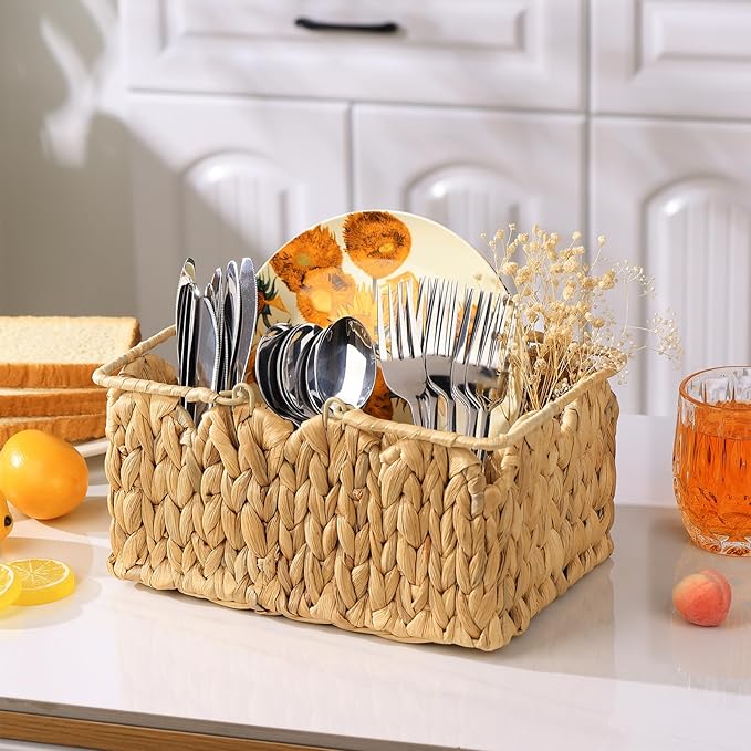 Wicker Utensil Caddy Basket, Utensil Holder for Party Flatware Silverware Holder Hand Woven Divided Cutlery Basket Water Hyacinth Kitchen Organizer Storage with Handle for Countertop