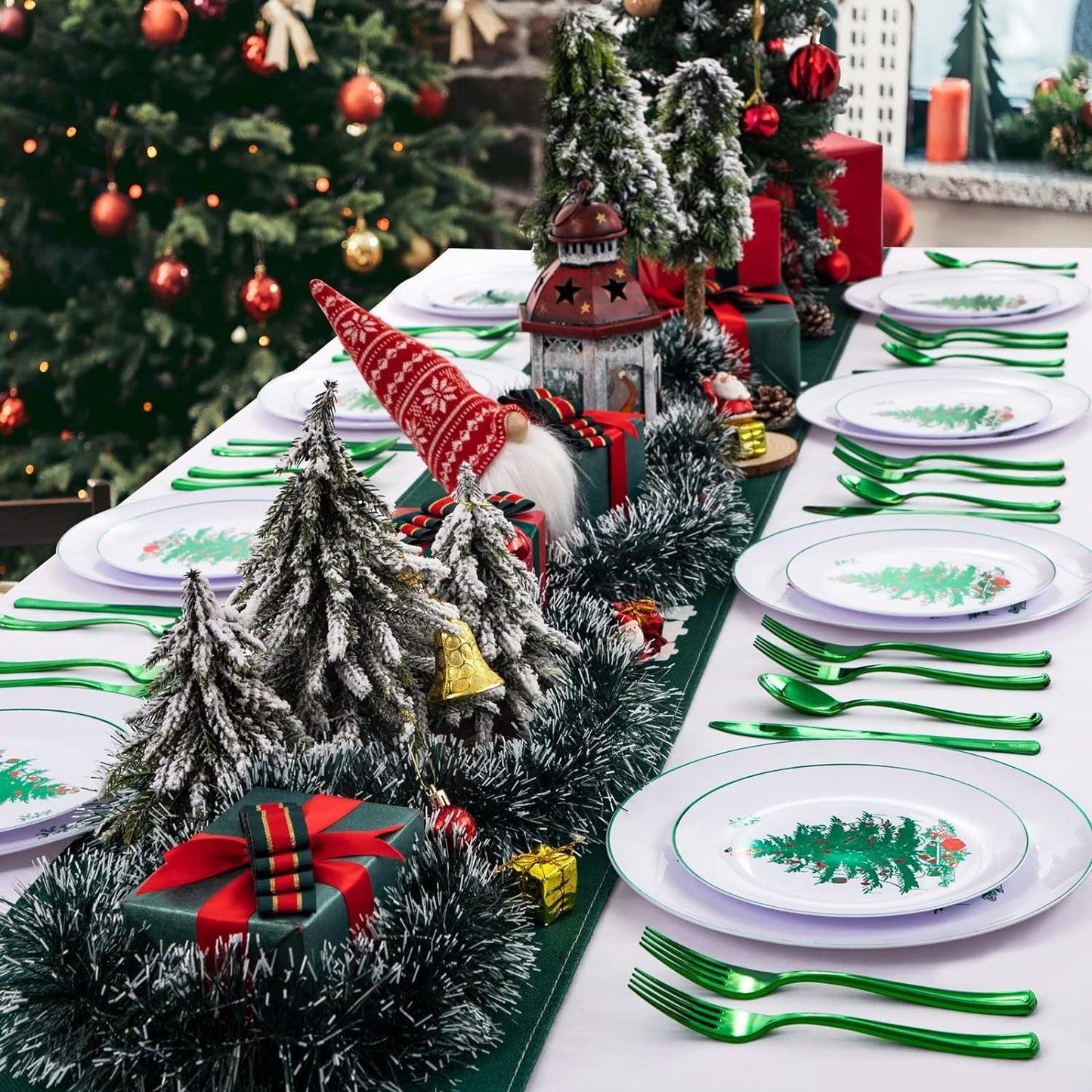 Rubtlamp 60PCS Christmas Plastic Plates, White Disposable Plates with Green christmas Tree, Fancy christmas Party Plastic Plate Include 30 Dinner Platos, 30 Dessert Platos for Parties