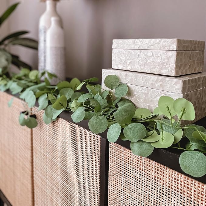 CQURE 36Pcs Eucalyptus Garland,Artificial Eucalyptus Leaves Table Greenery Garland Wreath Vines for Wedding Party Table Fireplace Bedroom Wall Decor