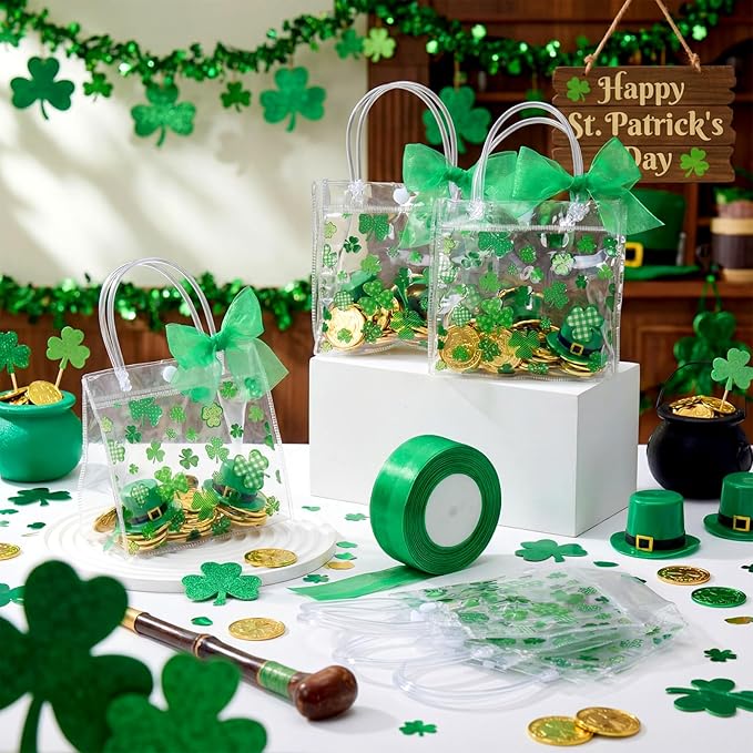 Wesnoy 24 Pcs St Patricks Day Clear Gift Bags with Handles Shamrock PVC Treat Totes with Ribbon Green Clover Gift Wrapping Bag Bulk for Irish Party Favor Supplies Holiday Gifts, 6.3 x 5.9 x 3.2 Inch