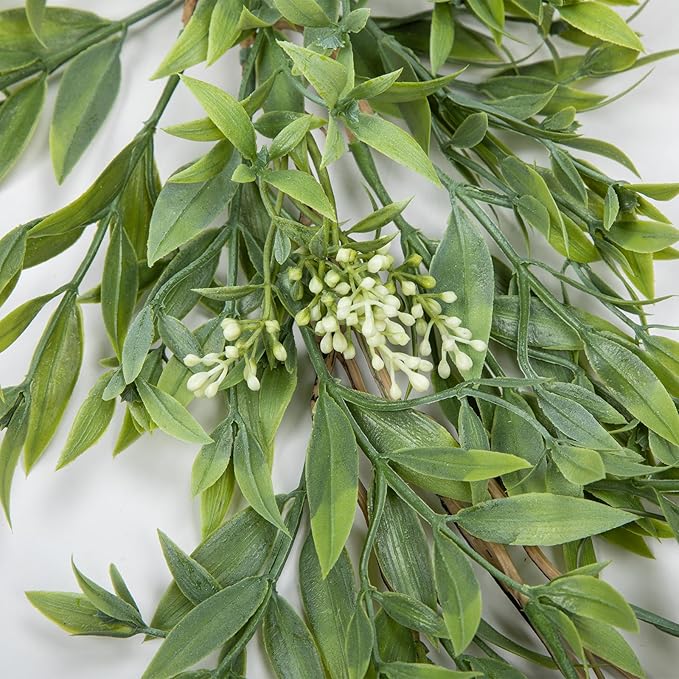 Briful 5ft Long Artificial Boxwood Garland, Realistic Greenery Garland for Door Mantle, Eucalyptus Garlands for Farmhouse Home Centerpiece Table Decor