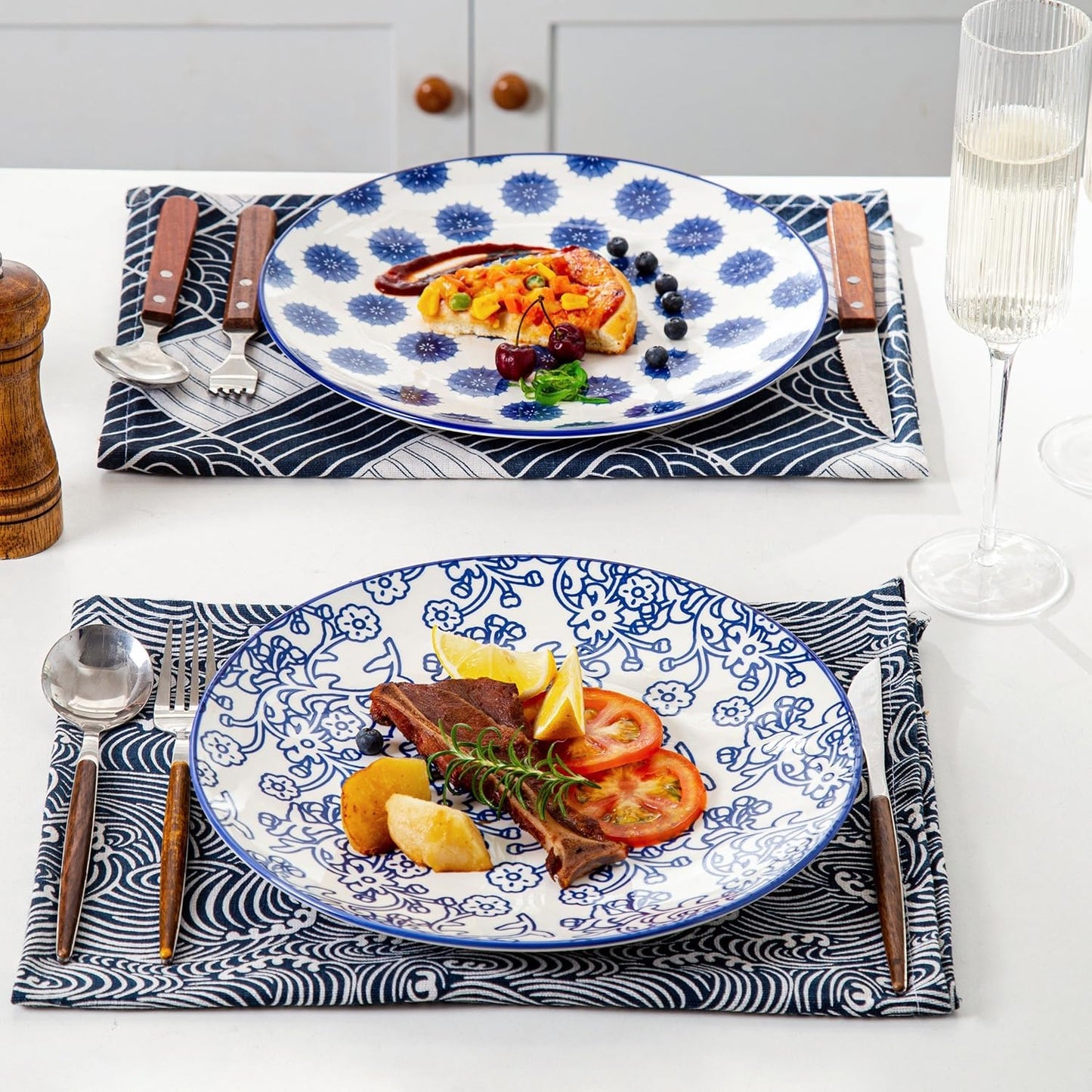 Ceramic Dinner Plates Set - 10.5 Inch Large Kitchen Porcelain Salad Serving - Scratch Resistant Microwave Oven Dishwasher Safe - Dishes for Pizza Pancakes Pasta Steak - Set of 6 - Vintage Blue