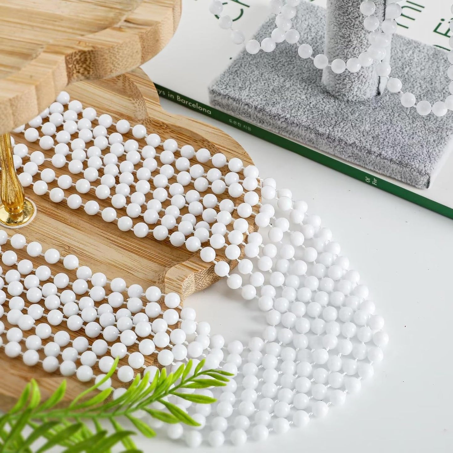72PCS Bead Necklace, White Beaded Necklace Party Favors Bulk, 33" Mardi Gras Beads Necklaces, Festival Parade Throw Accessories for Baby Shower Wedding Birthday Celebrations Decorations