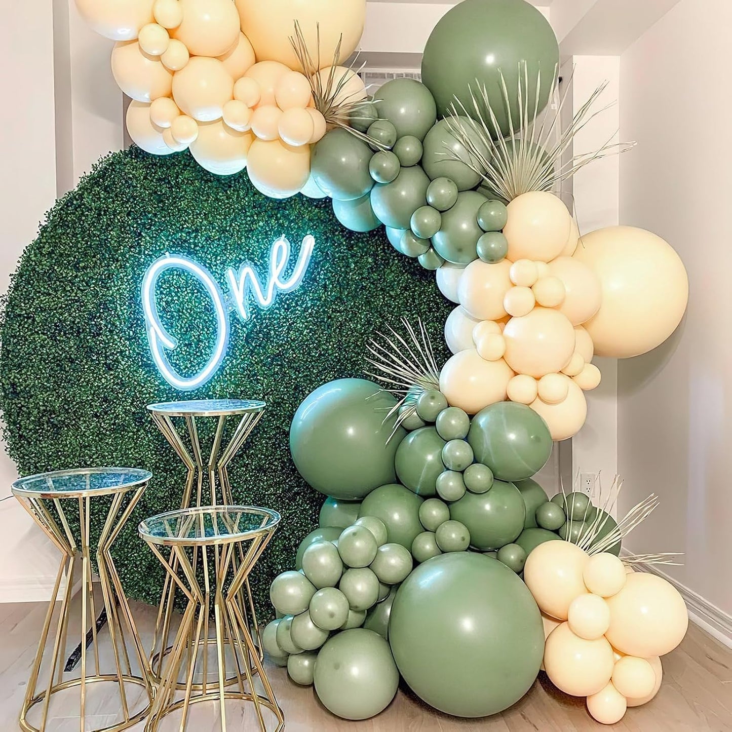 PartyWoo Dusty Green Balloons 100 pcs Different Sizes of 18 12 10 5 Inch Matte Sage Olive Boho Green Eucalyptus Latex Balloon Arch Kit Garland for Wedding Baby Shower Party Decorations Green-F03