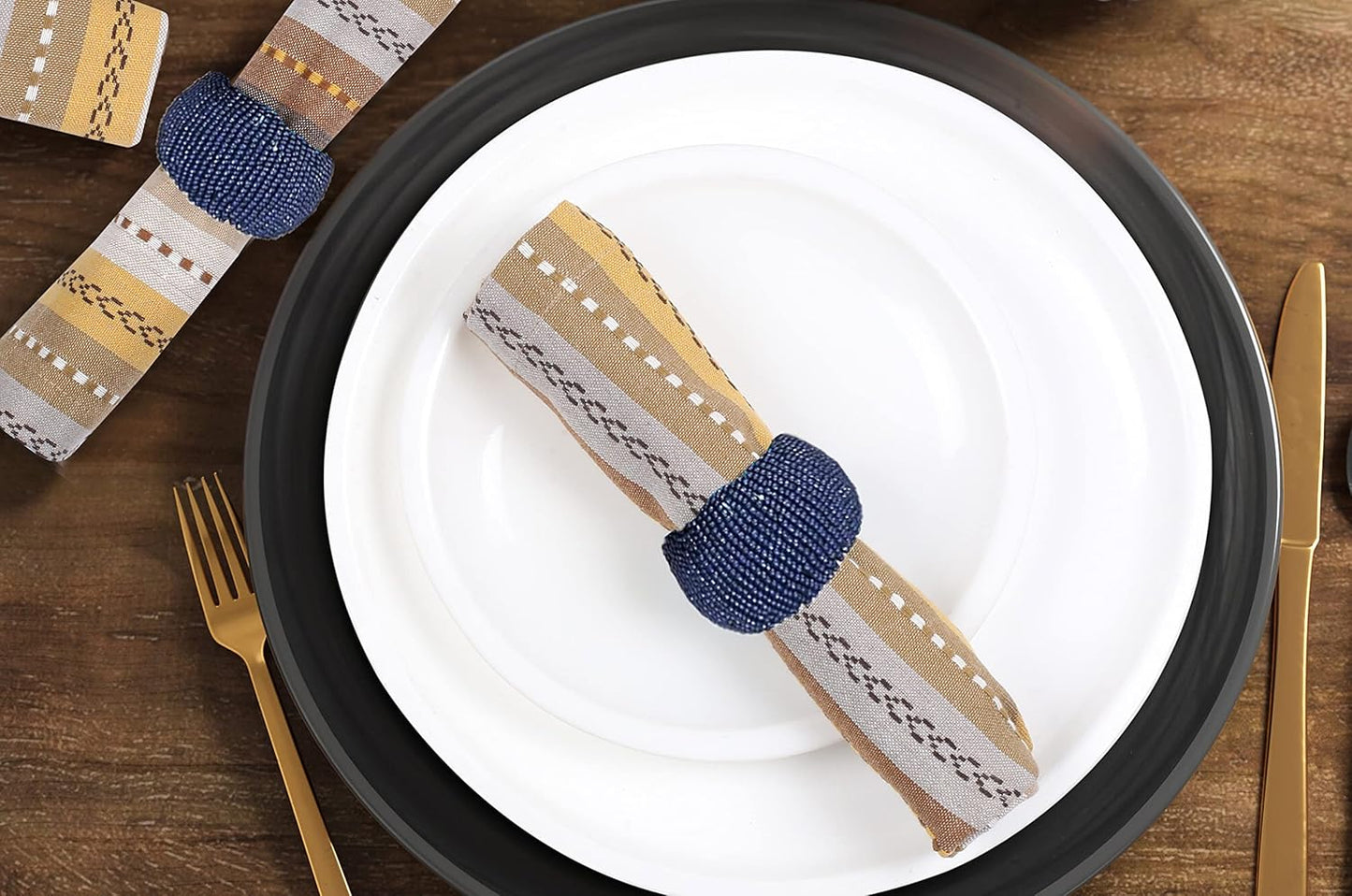 Goroly Home Beaded Napkin Rings Set of 4, Vintage Beads Napkin Holders for Wedding Party Table Decor, Christmas Decorations, Thanksgiving Decorations (Navy)