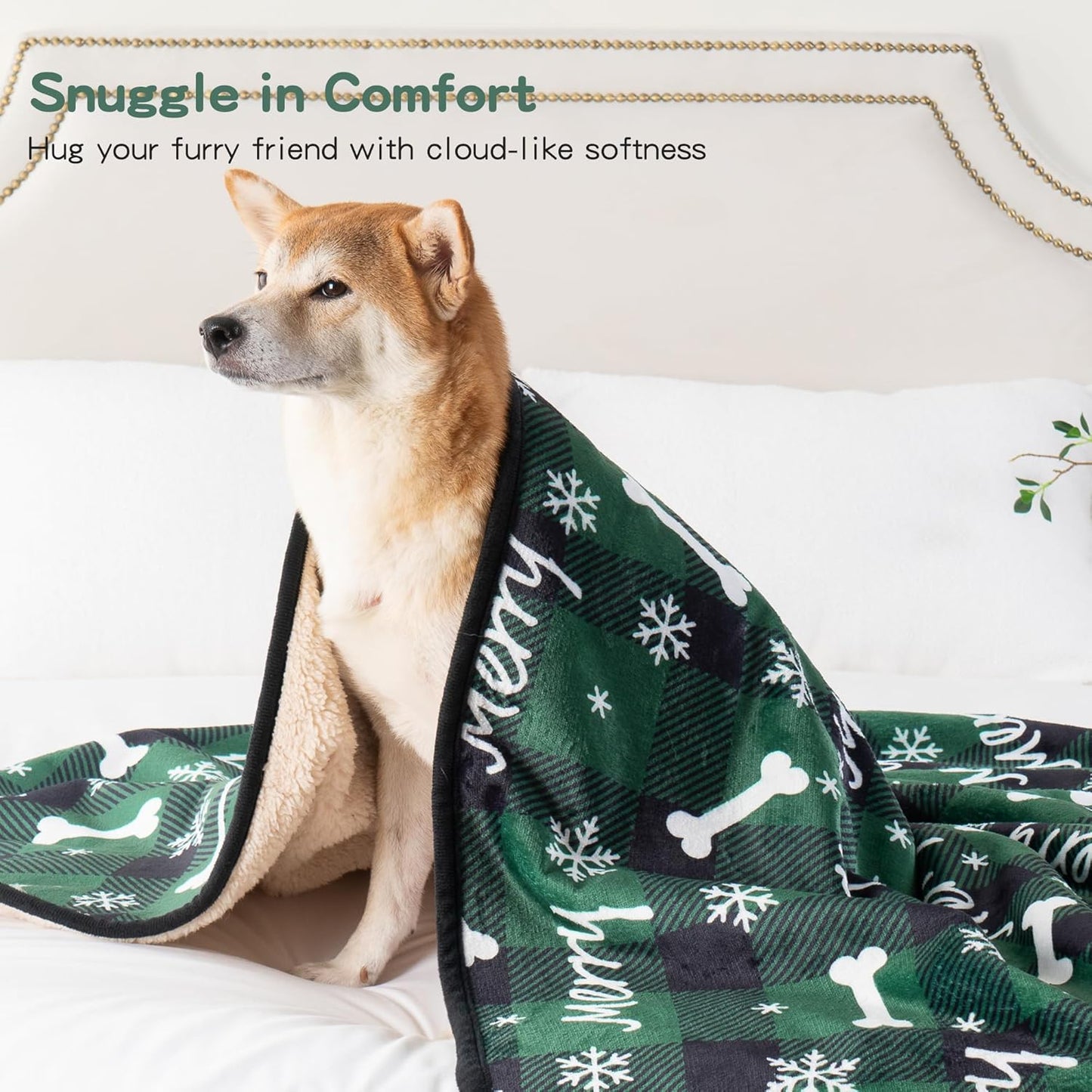 Waterproof Dog Blankets, 30"x40" Cat Blanket for Indoor Cats, Soft Fluffy Sofa Car Bed Protector, Reversible Sherpa Fleece Puppy Blanket for Small Medium Dogs Christmas Decor (Green)