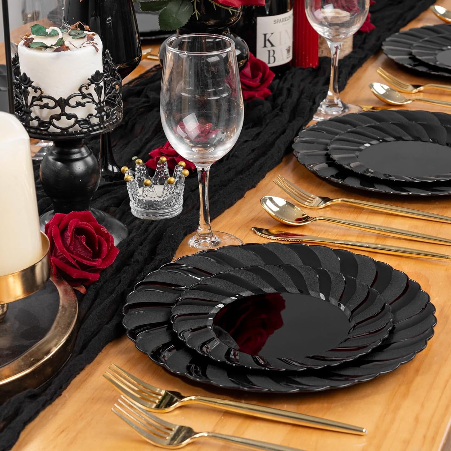U-QE 60 Pcs Black Plastic Plates for Party – Scalloped Plastic Plates Heavy Duty – Include 30 10.25" Dinner & 30 7.25" Dessert Plate - Perfect for Parties, Weddings & Birthdays