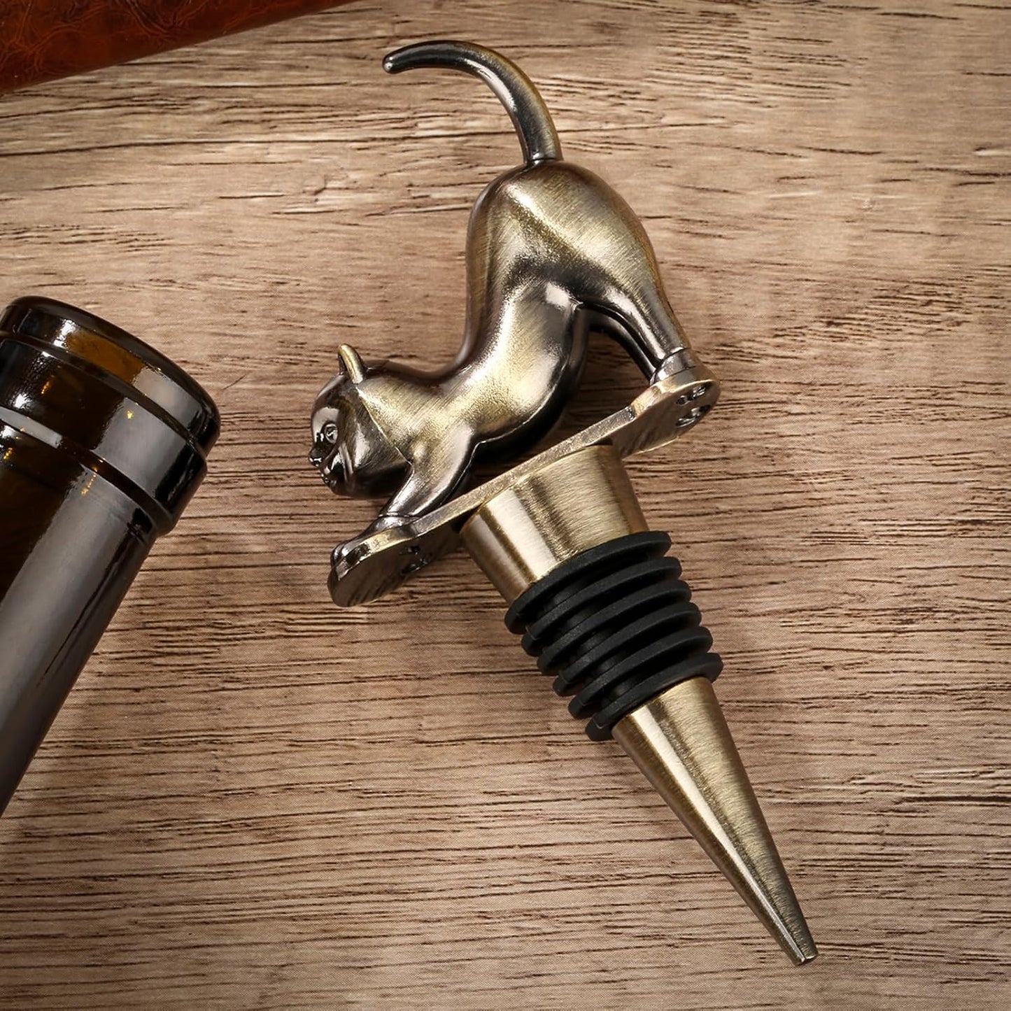 LKKCHER Cat Wine Bottle Stopper, Cat Gifts for Cats Lovers Women Men, Birthday Mothers Day Fathers Day Christmas Gifts for Women Men, Bronze with Gift Box