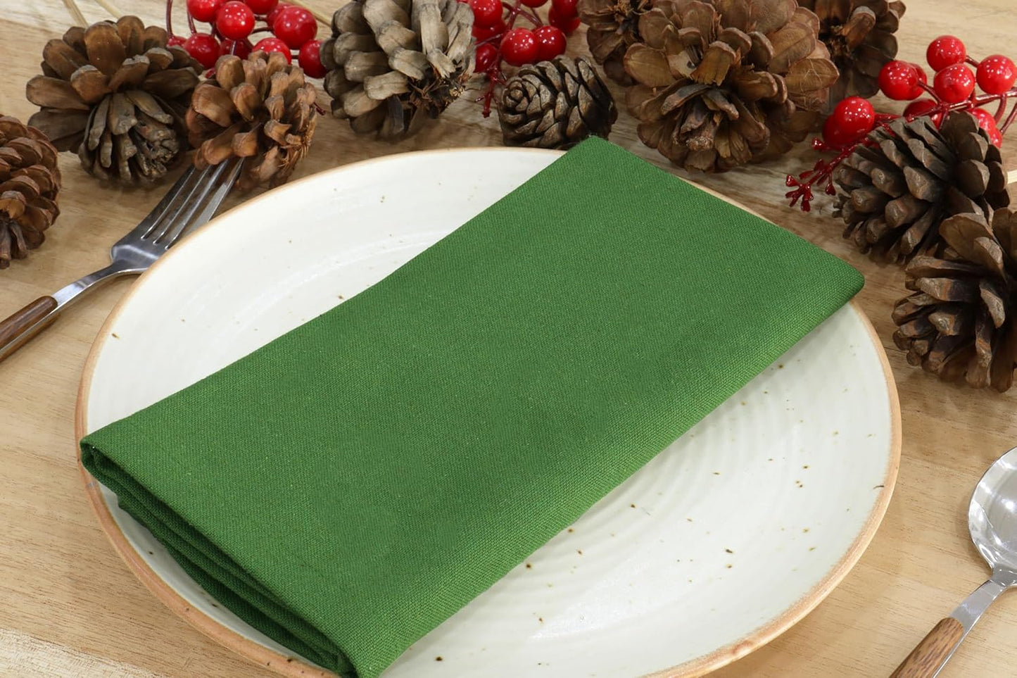 PurpleEssences Set of 12 Cloth Dinner Napkins 100% Cotton 18x18 Inch - Soft Durable Washable - Ideal for Farmhouse Party Fall Thanksgiving - Perfect Everyday Use Table Linen - Sage Green