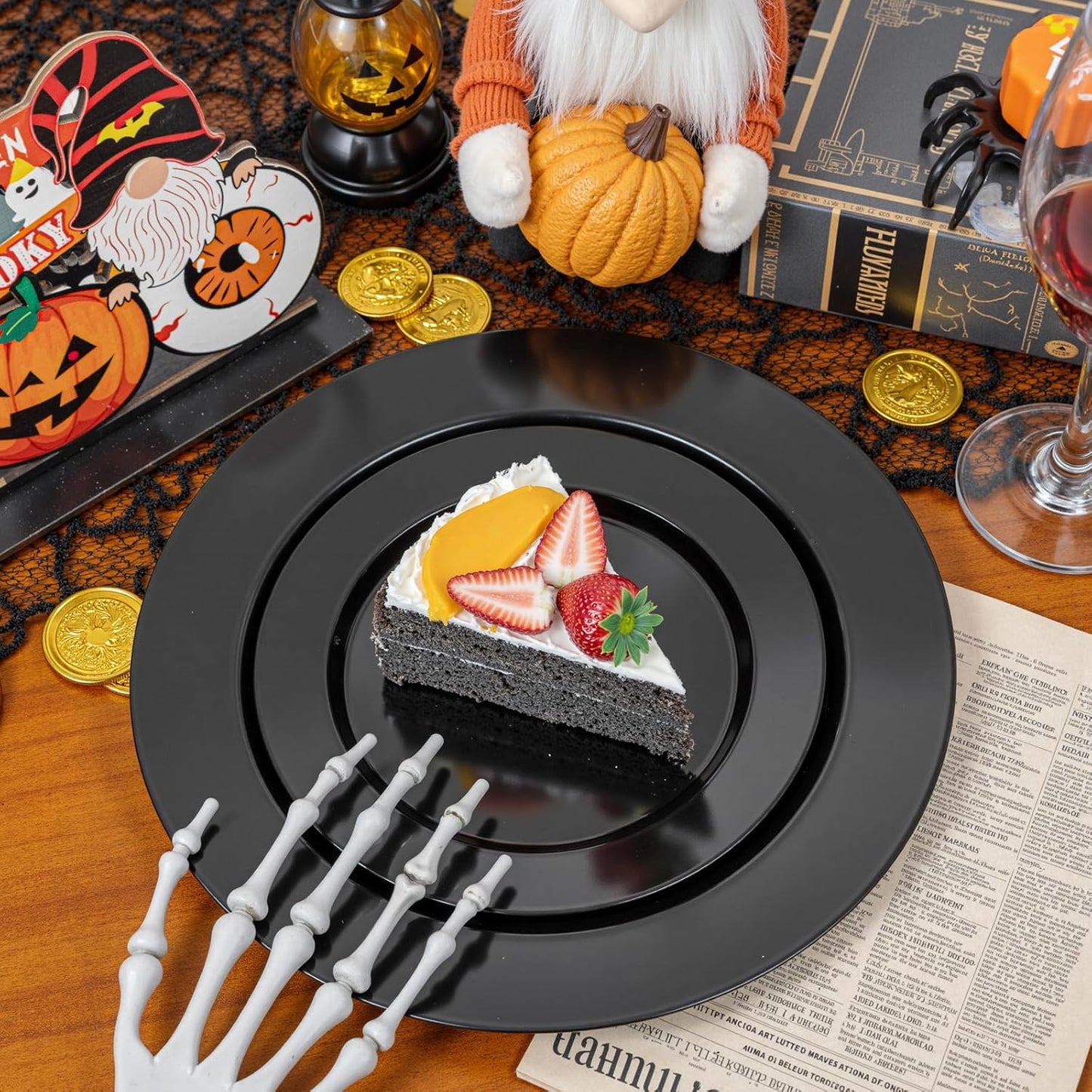 FLOWERCAT 200PCS Black Plastic Disposable Plates for Party - Black Plastic Plates - Serve for 100 Guests for Halloween Parties and Birthday Events