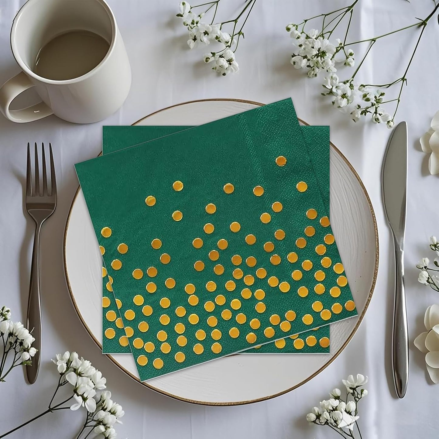 100 Pack 6.5x6.5 Inch Disposable Green and Gold Cocktail Napkins