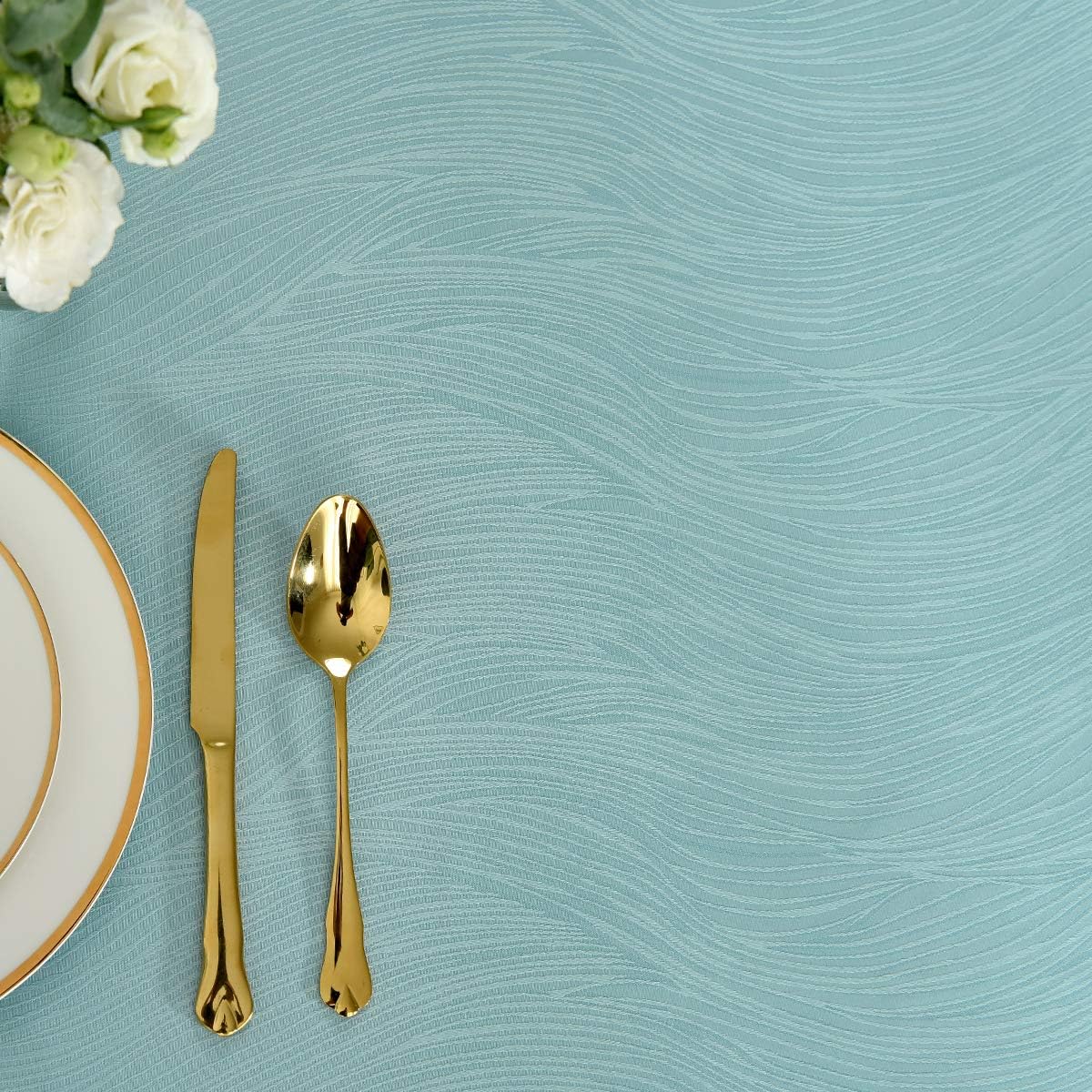 maxmill Jacquard Tablecloth Swirl Design Spillproof Wrinkle Free Water Resistant Heavy Weight Soft Table Cloth Decorative Fabric Table Cover for Outdoor and Indoor Oblong 60 x 120 Inch Turquoise