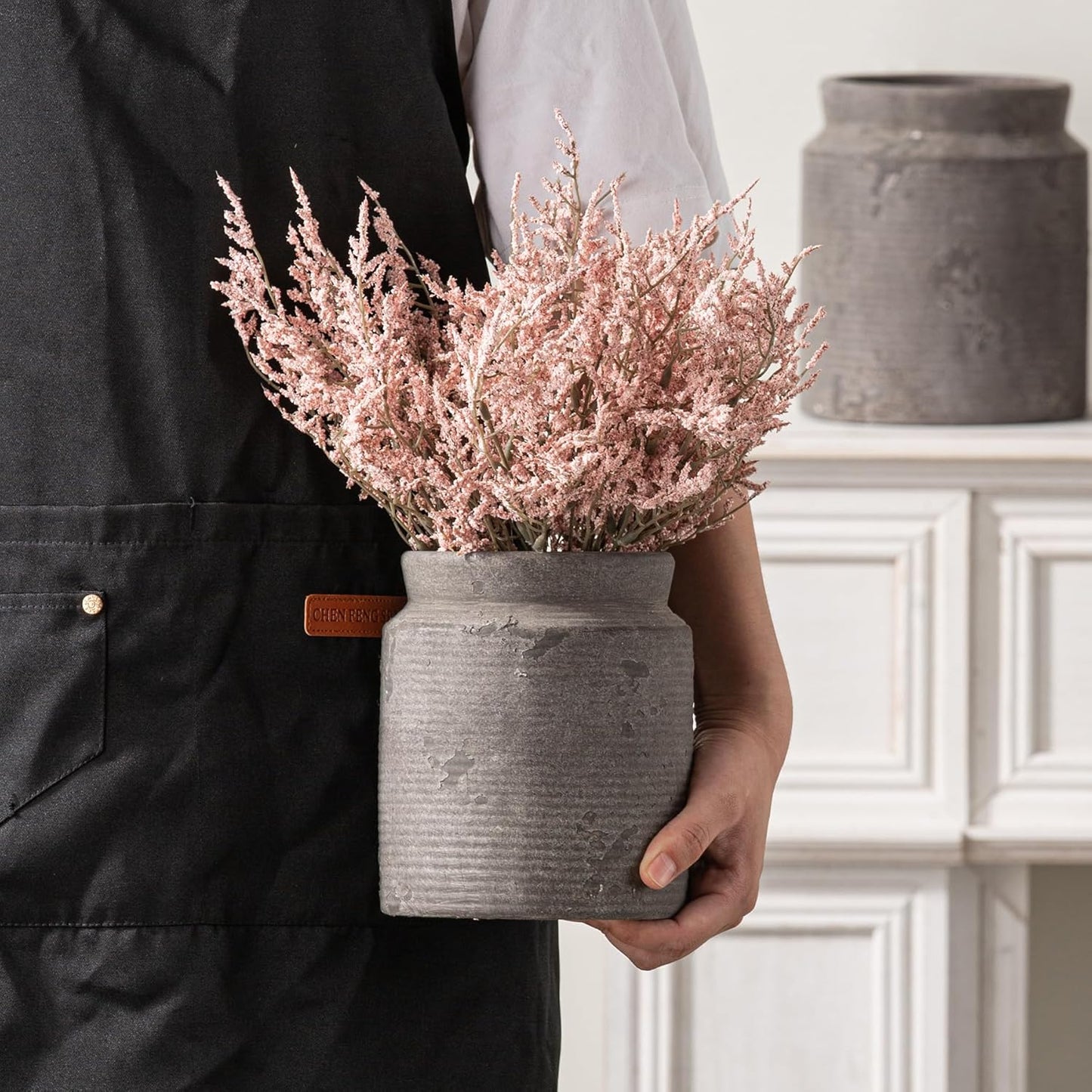 Ceramic Flower Vase 6.5 inch Farmhouse Rustic Vase for Home Decor Handcrafted Pottery Vase Small Terracotta Vases for Dining Table Fireplace Living Room Bathroom Wedding Centerpiece (02-Dark Brown)