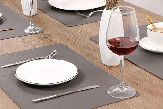 Wipeable Placemats Leather Table Mats Waterproof Heat-Resistant Easy to Clean for Dining Table Set Kitchen Table (4, Grey)