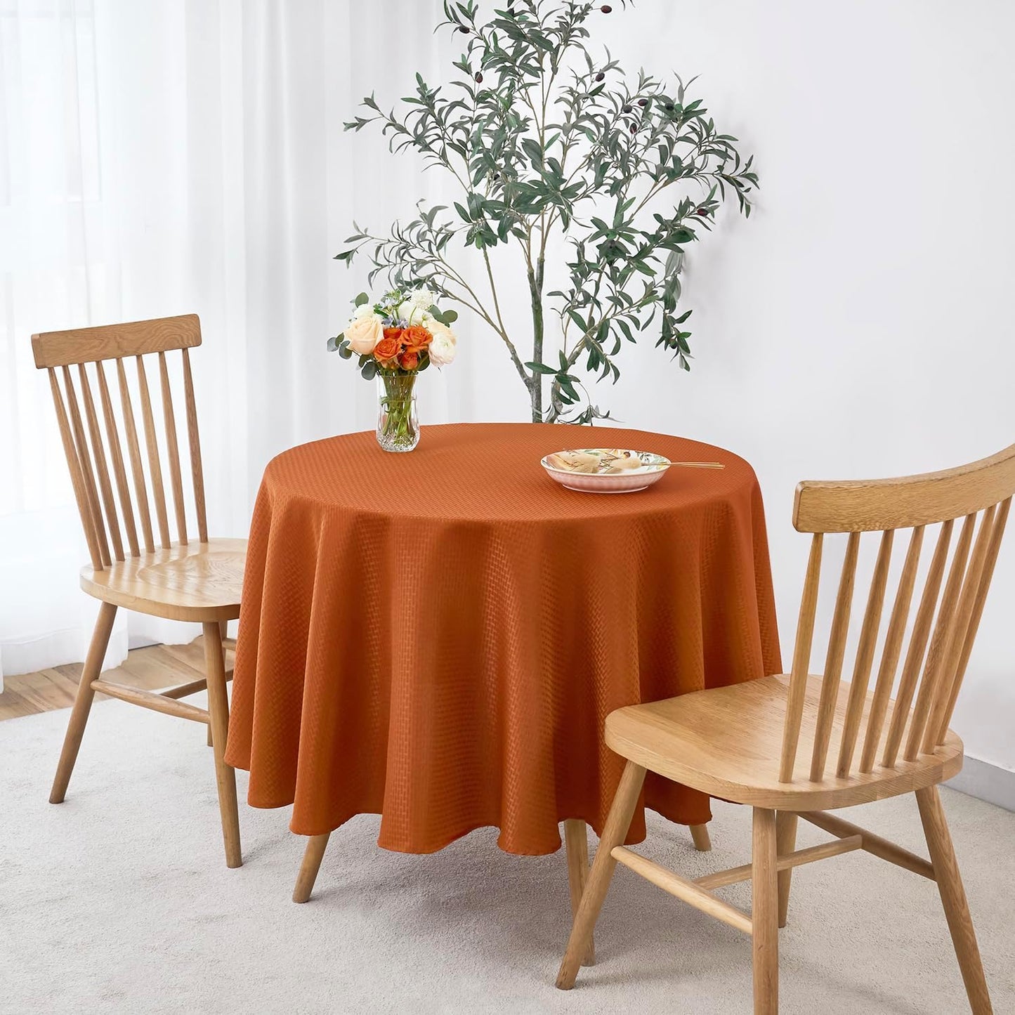 maxmill Round Tablecloth Weaved Pattern Spill-Proof Wrinkle Free Soft Jacquard Table Cloth for Circular Table Cover, for Dining Room Fall Harvest Thanksgiving Parties Holiday Dinner, 90 Inch, Rust