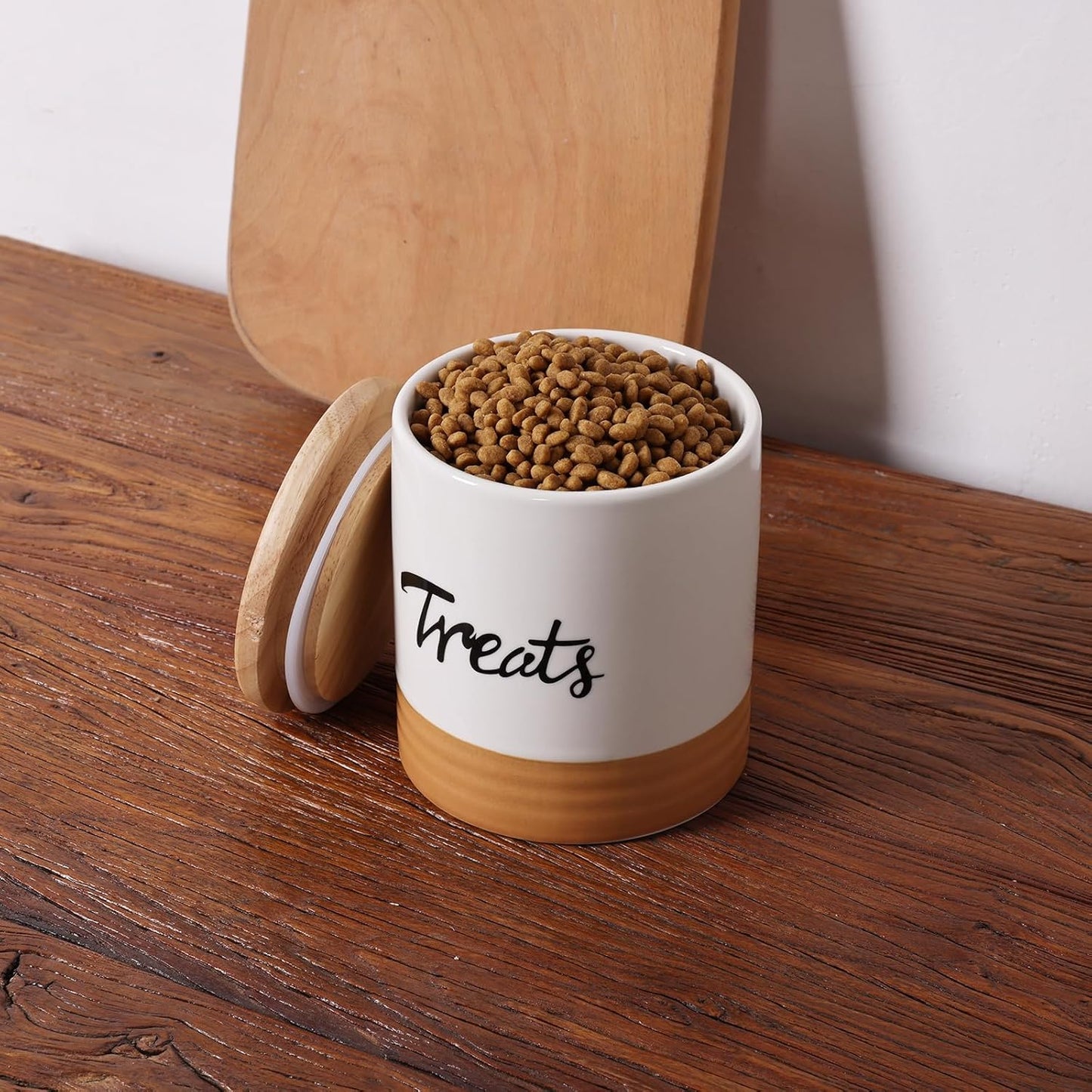 LEETOYI Cat Treat Container with Lid, Ceramic Dog Treat Jars Modern, Farmhouse Kitchen Decor, Cat Treat Storage Caddy Organizer, 4.5 Inch 31oz White