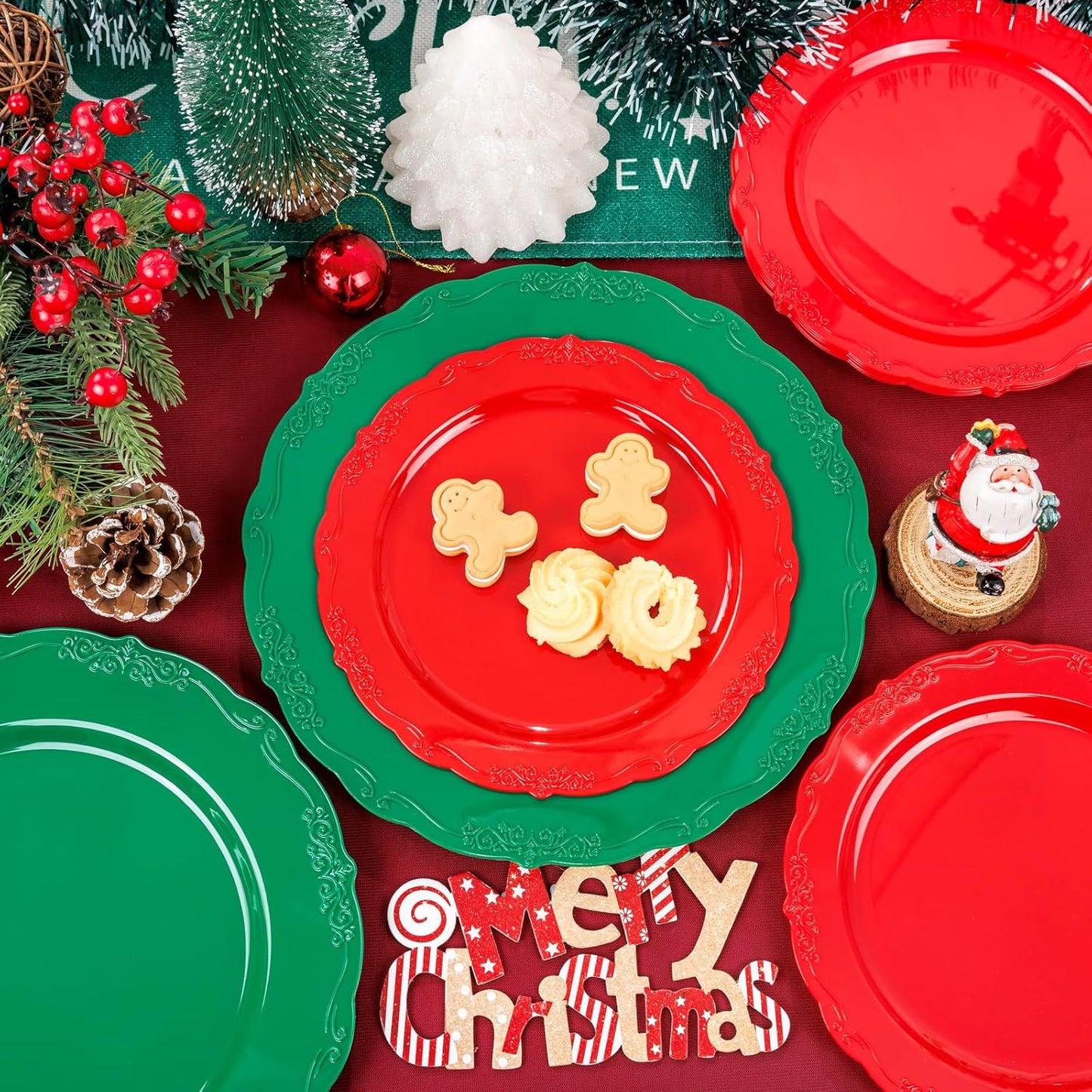 U-QE 100Pcs Christmas Plastic Plates - Green and Red Plates Disposable for Party, Plastic Christmas Plates Disposable Include 50 Red Dessert Plates, 50 Green Dinner Plates Suite for Christmas