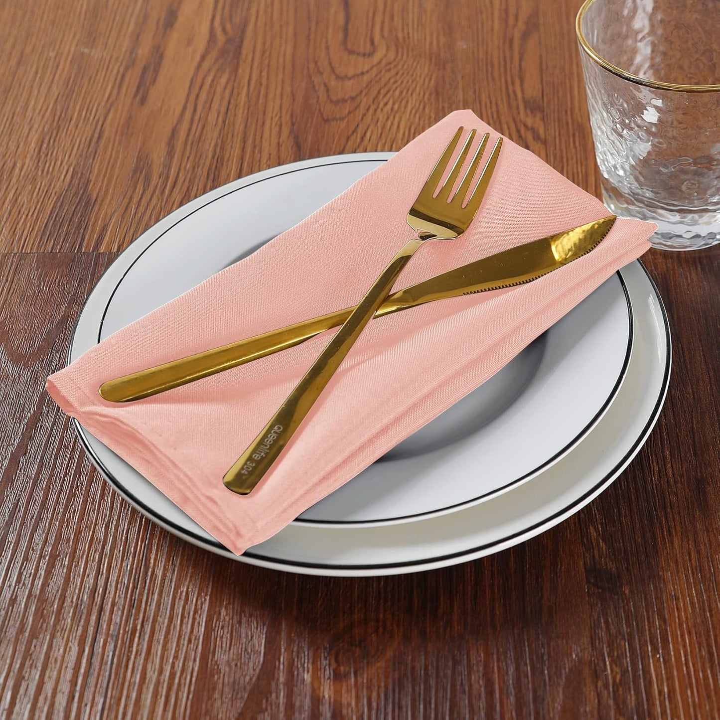 Cloth Napkins 17x17 inch Washable Polyester Dinner Napkins Soft Table Napkins for Wedding Party Dining Banquet(Dusty Pink,50PCS)