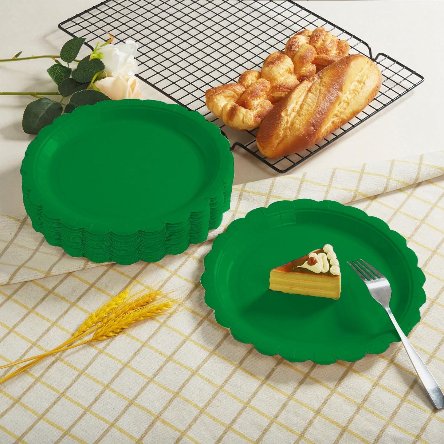 BEFORYOU 50PCS Scalloped Disposable Paper Plates Dessert Cake Party Plates for Baby Shower, Wedding,Bridal Shower Birthday Party Supplies (Green, 9IN)