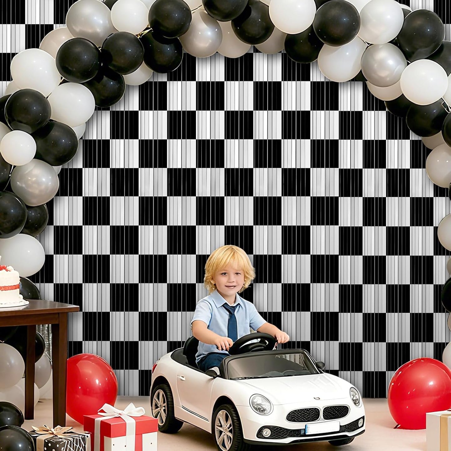 Crosize 3 Pack 3.3 x 9.9 ft Black & White Foil Fringe Curtains Party Decorations, Black & White Tinsel Curtain Backdrop for Parties, Door Streamers, Glitter Streamer Backdrop for Birthday Decoration