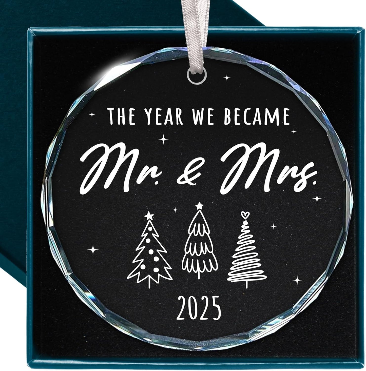 Wedding Gifts for Couples 2025 - Bridal Shower Gift, Wedding Gifts for Newlyweds, Bride Gift Ideas, First Christmas Married Ornament 2025, Ideas Present for Mr and Mrs, Just Married Ornaments