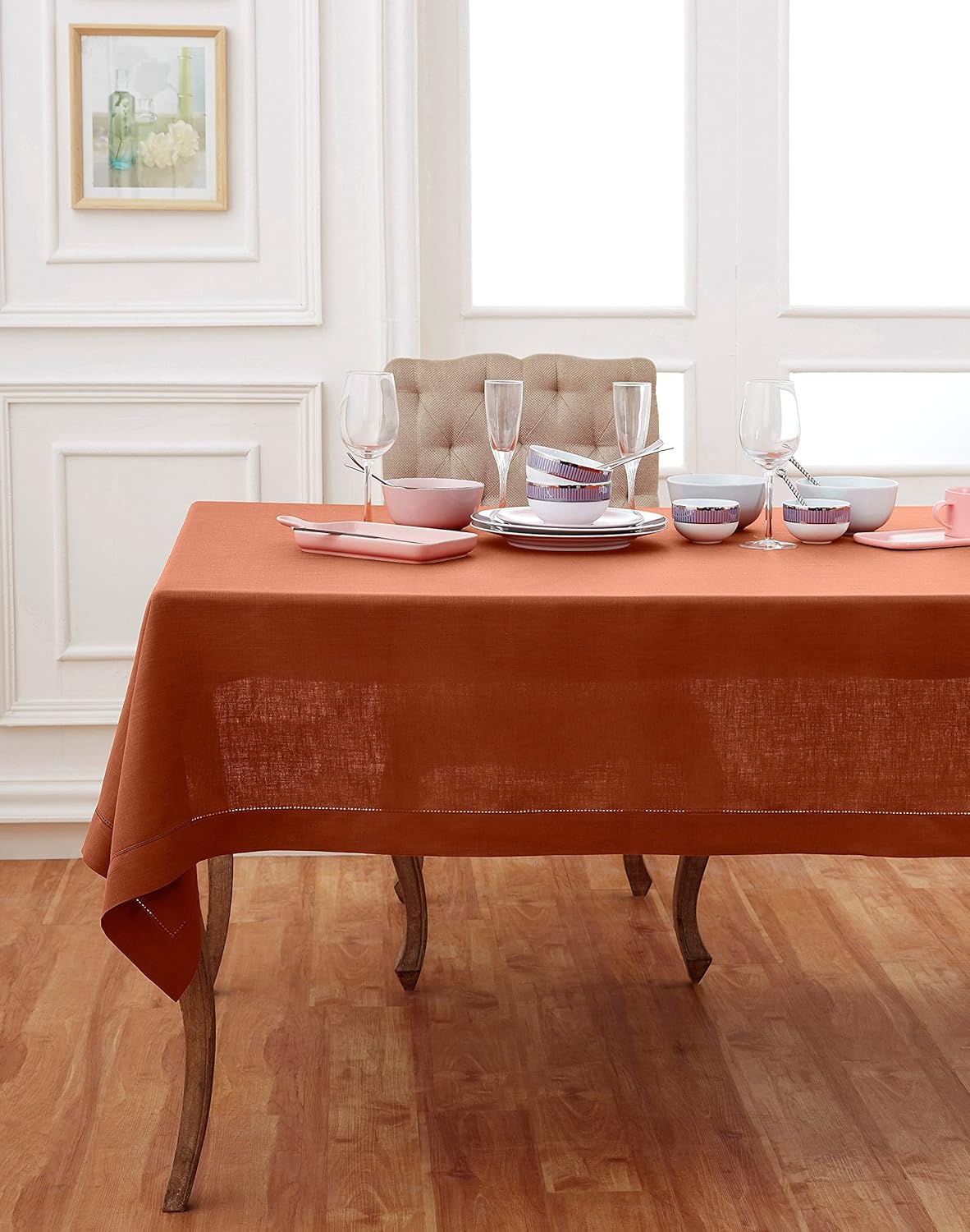 Solino Home Linen Tablecloth 60 x 90 Inch - Classic Hemstitch 100% Pure Linen Cinnamon Table Cloth for Rectangle Tables - Machine Washable Tablecloth for Fall, Autumn, Halloween, Thanksgiving