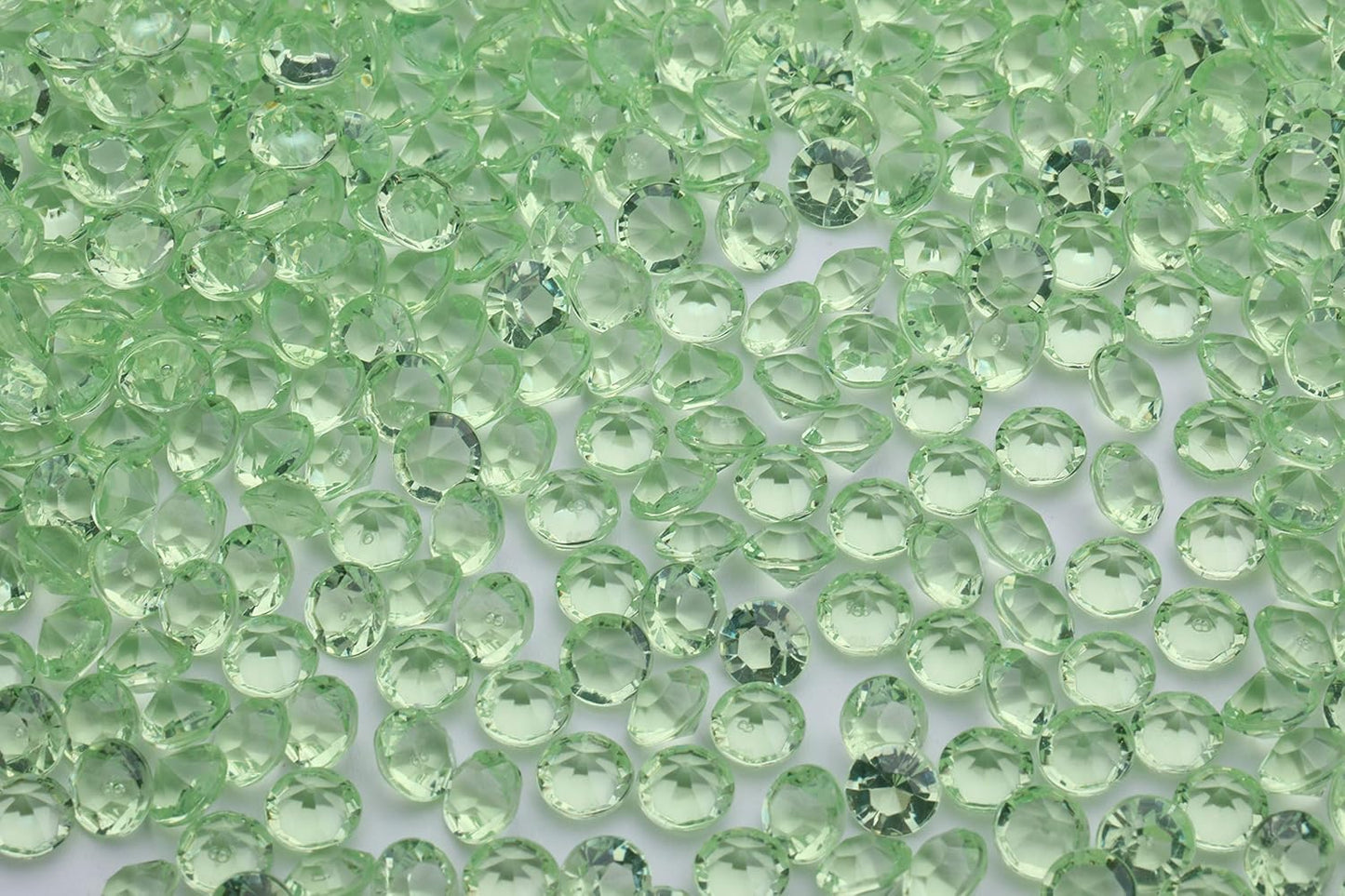 2000 pcs/Pack Wedding Table Scatter Confetti Crystals Acrylic Diamonds 8 mm Rhinestones for Wedding, Bridal Shower, Vase Beads Decorations (8mm, Light Green)
