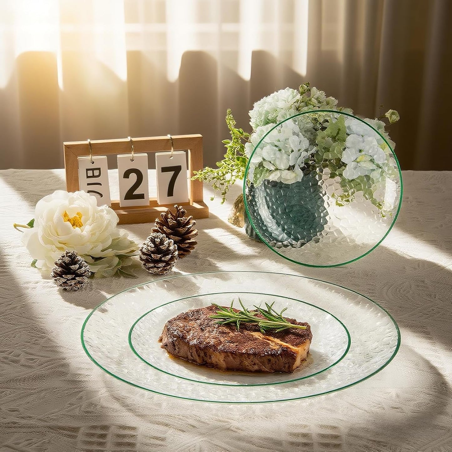 Rubtlamp 60Pcs Green Plastic Plates, Clear Plastic Disposable Plates With Green Rim, Heavy Duty Fancy Hammered Party Plates Include 30 Dinner Plates,30 Salad Plates For Christmas