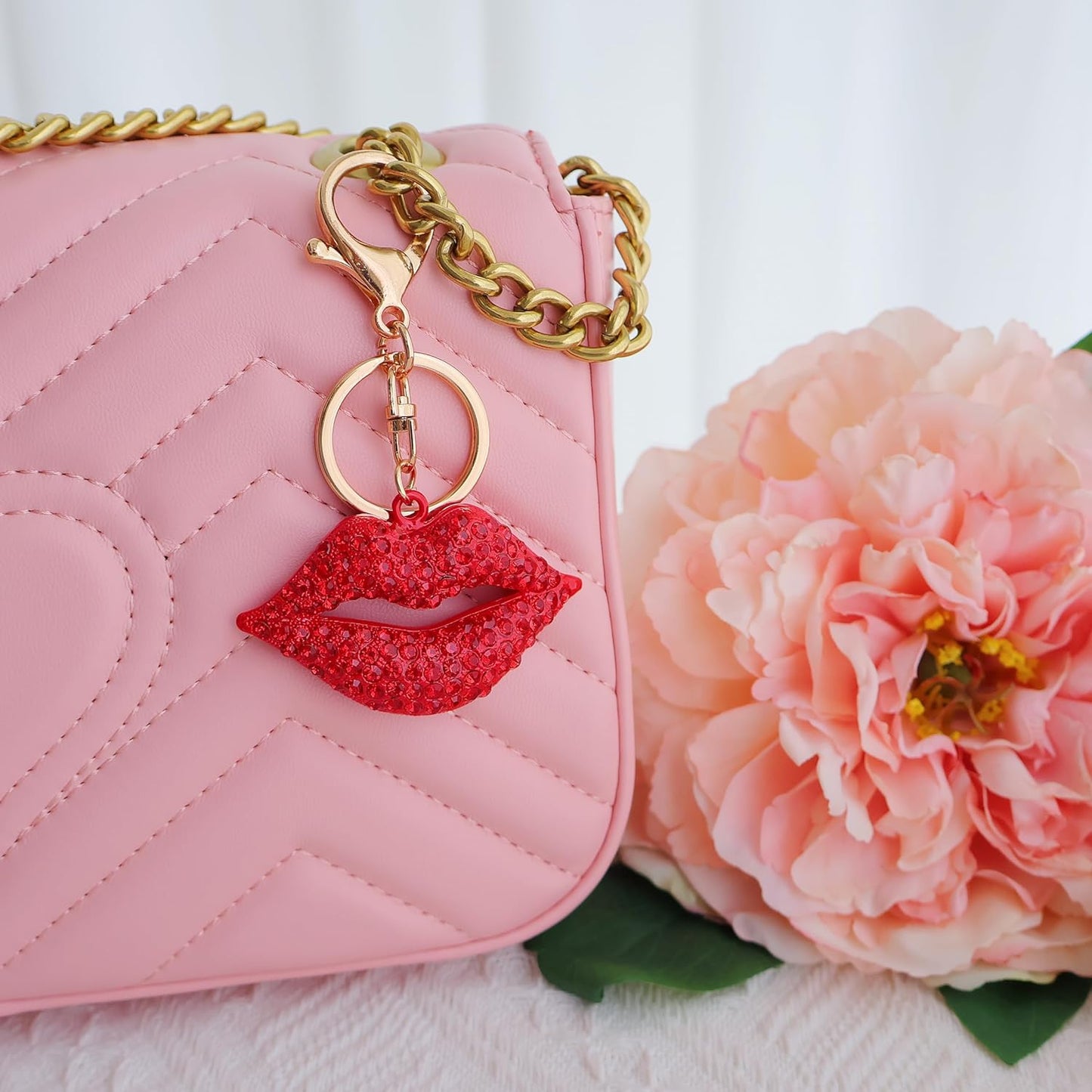 Key Chains Women Cute Keychains for Women Funny Keychain for Her Sister Girl Birthday Gift Bag Wallet Accessories