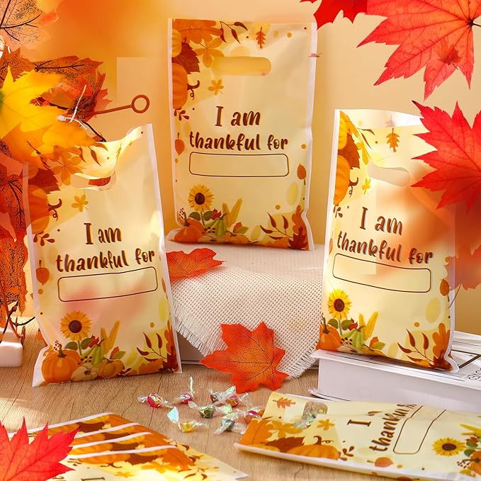 Supervitae 100 Pcs I Am Thankful Plastic Gift Bags Thanksgiving Party Favor Thank You Bags Bulk with Handles for Thankful Gratitude Snacks Goodie Candy Treat Autumn Fall Thanksgiving Party Supplies