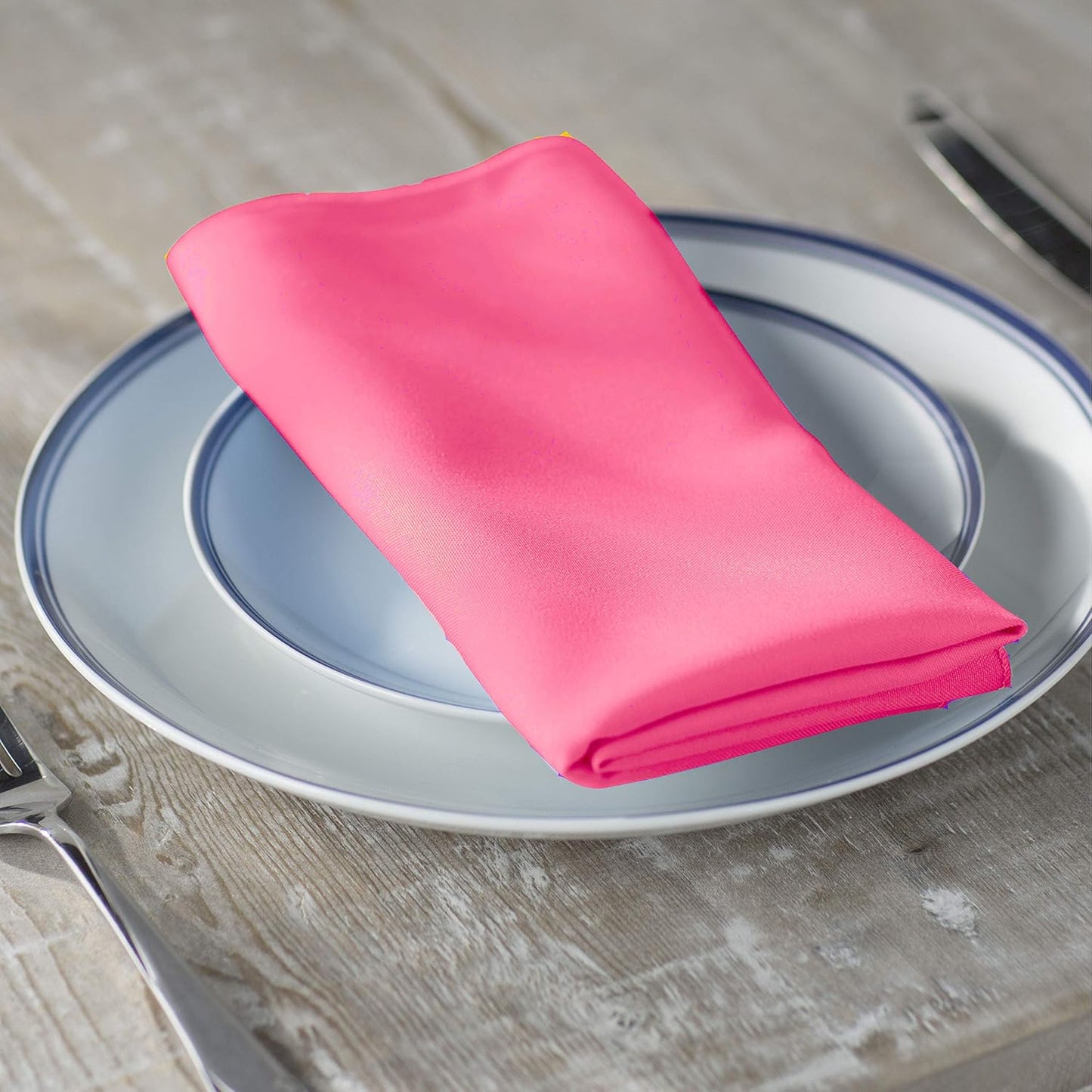 LA Linen 4-Pack Poly Blend Napkins - Soft, Washable, Stain & Wrinkle Resistant - Dinner & Party Napkins - Hot Pink, 18x18
