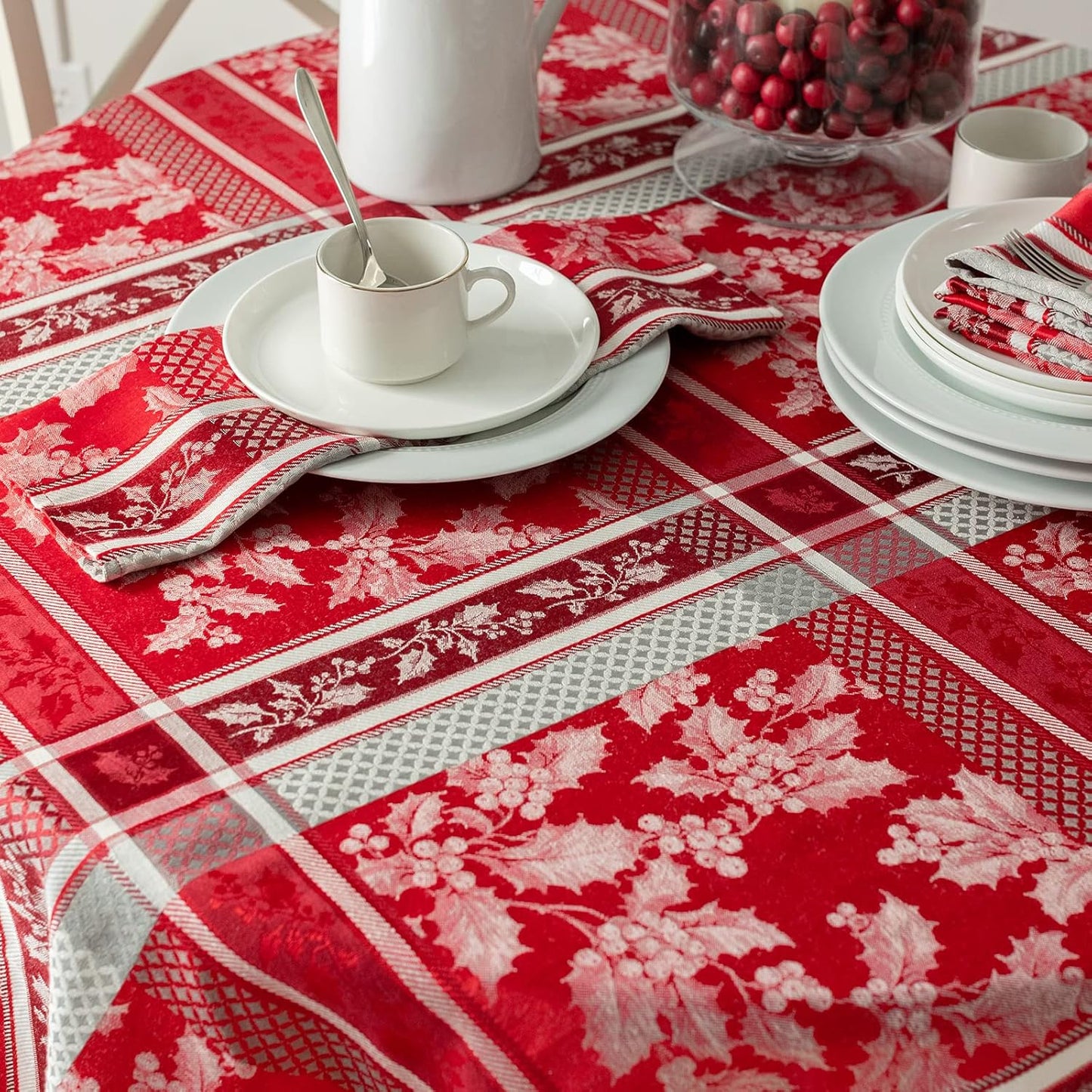 Benson Mills Holiday Hollies Yarn Dyed Jacquard Fabric Table Cloth, Holiday, Winter, and Christmas Tablecloth (70" Round, Holiday Hollies)