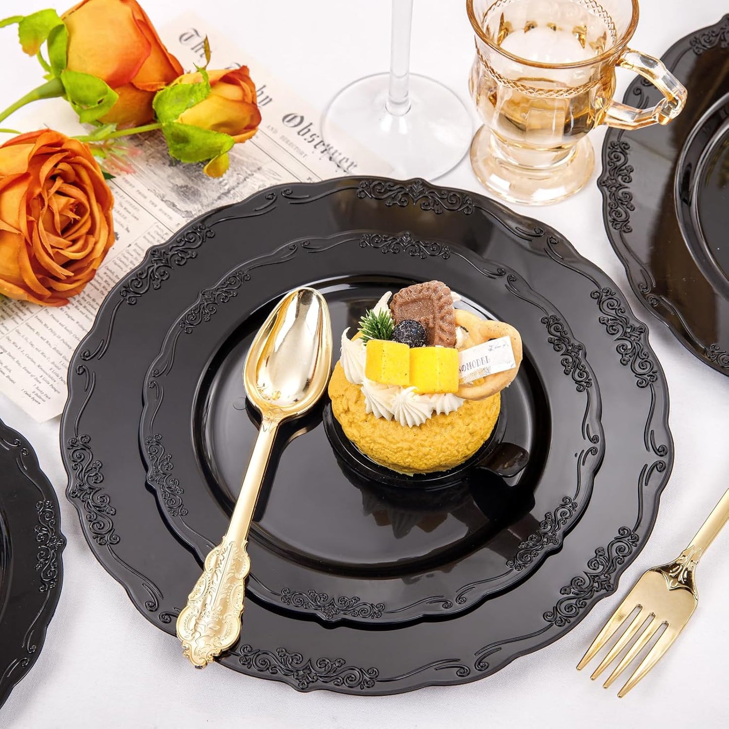 DaYammi 150Pcs Black Plastic Plates & Gold Plastic Silverware,Black Disposable Plates Set Include 30 Dinner Plate, 30 Dessert Plate,30 Golden Knives,30 Gold Forks,30 Golden Spoons for New Year Party