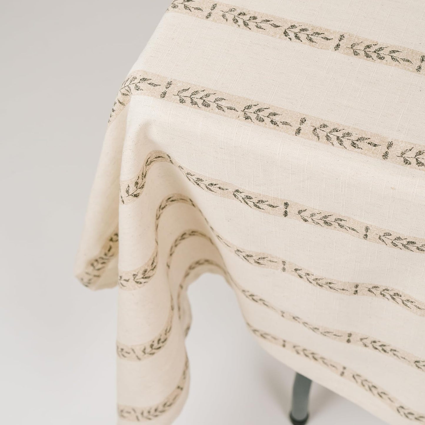 60x120 in Cotton Linen Tablecloth – Rectangular Dining Table Cover with Elegant Pattern for Kitchen, Weddings, Parties, Indoor or Outdoor Picnic and Everyday Decor – Walnut Leaf