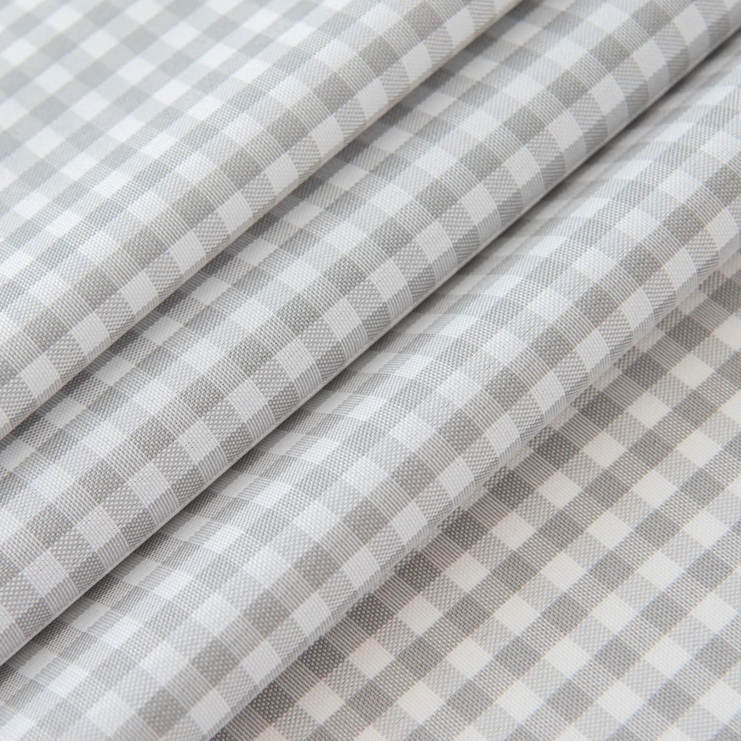 maxmill Square Checkered Tablecloth Water Resistance Antiwrinkle Spillproof Heavy Weight Gingham Table Cloth Buffalo Plaid for Buffet Banquet Parties Holiday Dinner 70 x 70 Inch Grey White