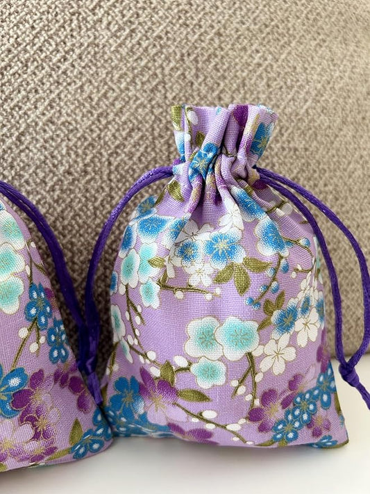 20 Pack Purple Floral Burlap Drawstring Bags Packing Storage Linen Jewelry Pouches Sacks for Birthday Wedding Party Supplies, 5.5x 3.9 Inch