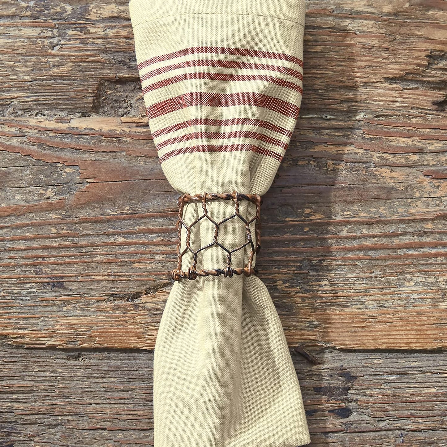 Park Designs Chicken Wire Napkin Ring Set of 4 | Rustic Farmhouse Metal Napkin Holders with Distressed Brown Finish | 1.75" H x 1.75" W x 2" D | Country Primitive Table Decor