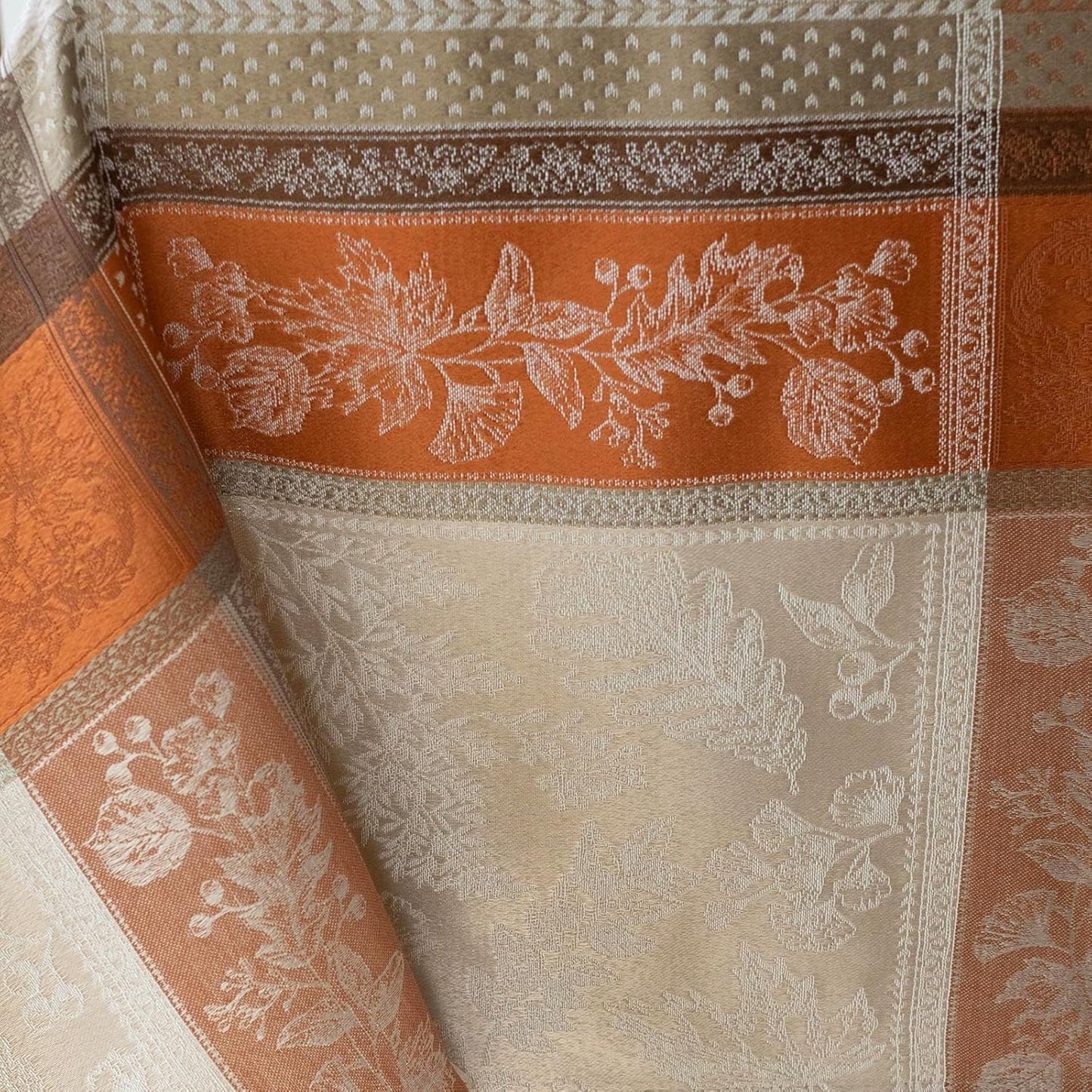 Benson Mills Heirloom Harvest Yarn Dyed Jacquard Fabric Table Cloth, Fall, Harvest and Thanksgiving Tablecloth (52" X 70" Rectangular, Heirloom Harvest)