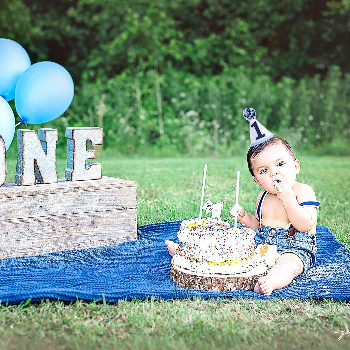 WAOUH Boy’s 1st birthday hat -navy blue felt, cone-shaped mini crown, photo props
